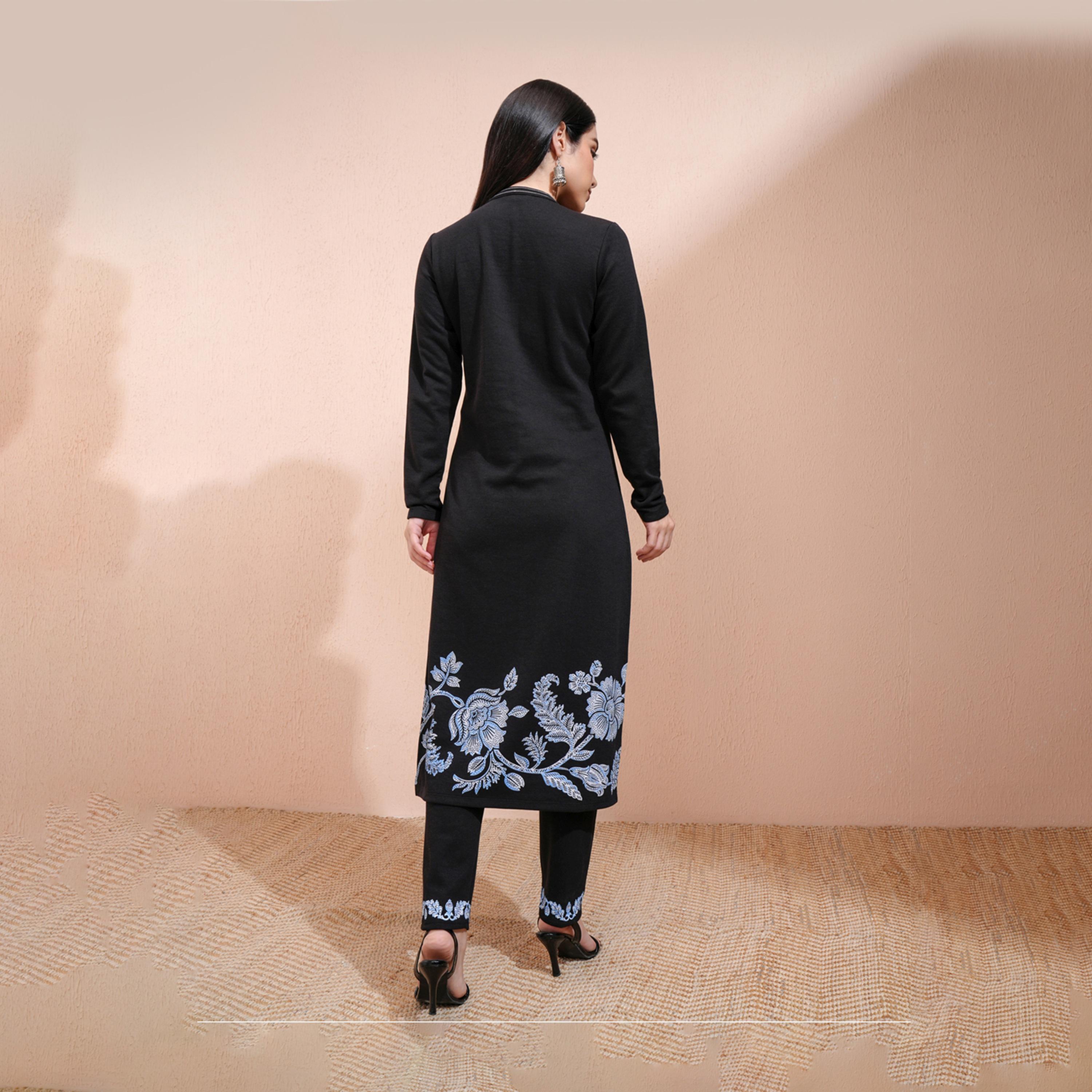 Vishudh X Styli Ethnic Motifs Floral Print Regular Fit Kurta With Trousers Set-women-clothing-ethnicwear-kurtasets-image-2