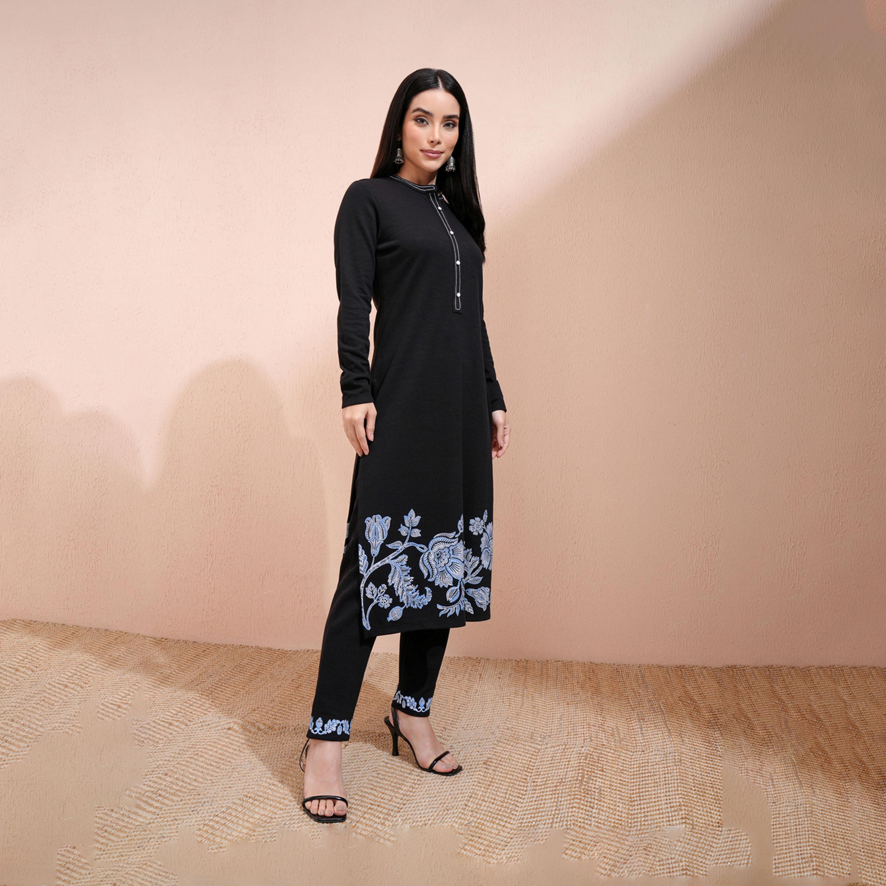 Vishudh X Styli Ethnic Motifs Floral Print Regular Fit Kurta With Trousers Set-women-clothing-ethnicwear-kurtasets-image-5