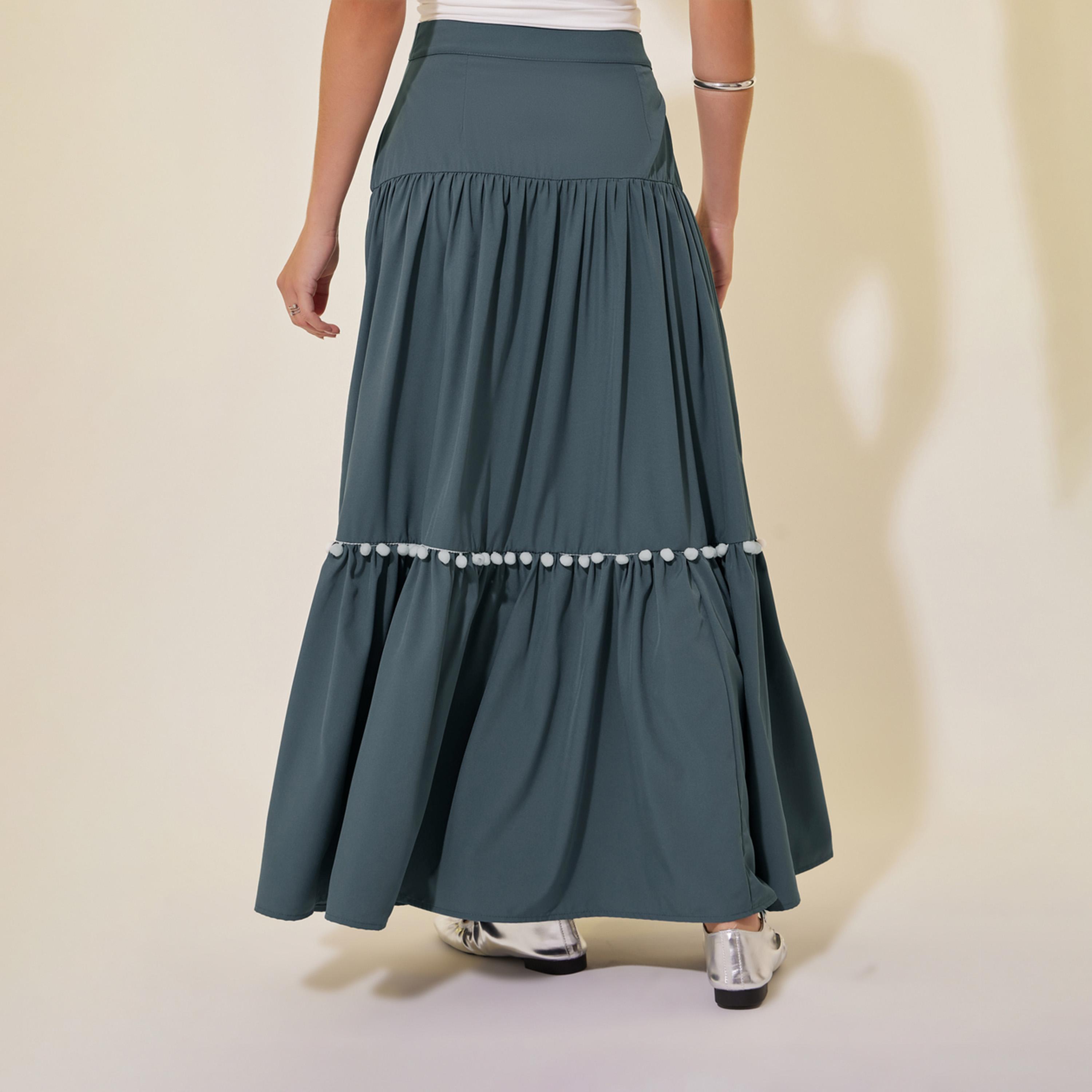 تنورة طويلة بخصر عالي مزينة بكرات بوم بوم-women-clothing-bottoms-skirts-image-4