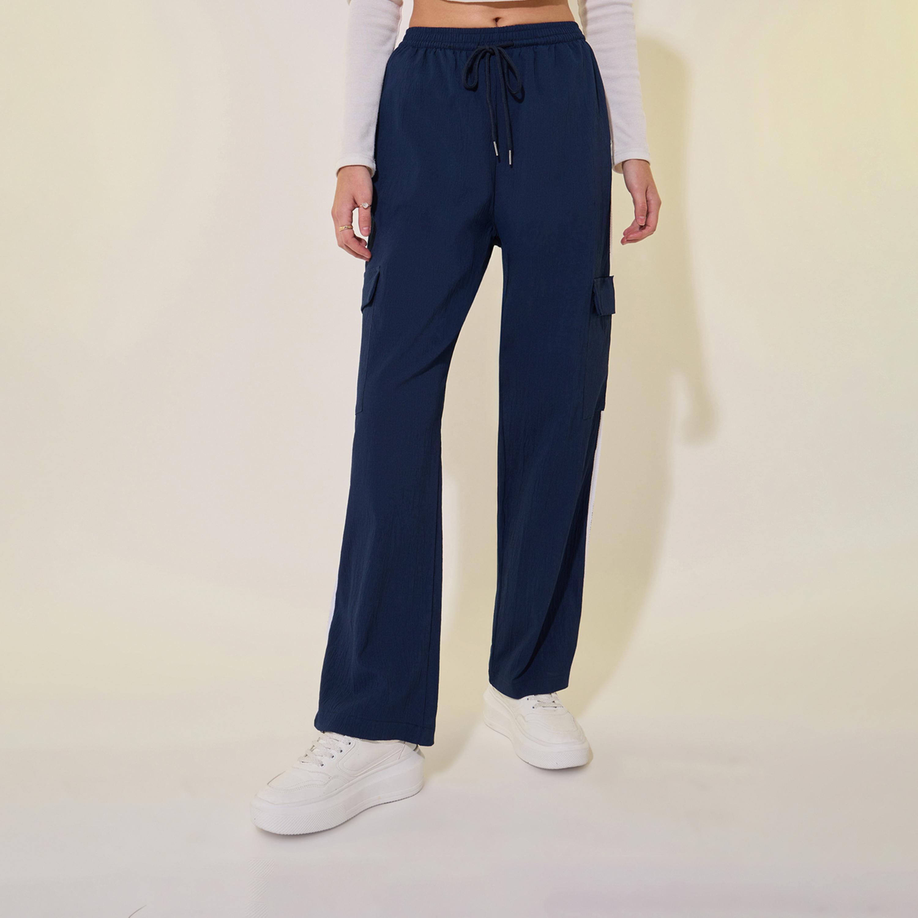 بنطال مخطط بخصر متوسط وأرجل واسعة مع أربطة-women-clothing-bottoms-trousers-image-2