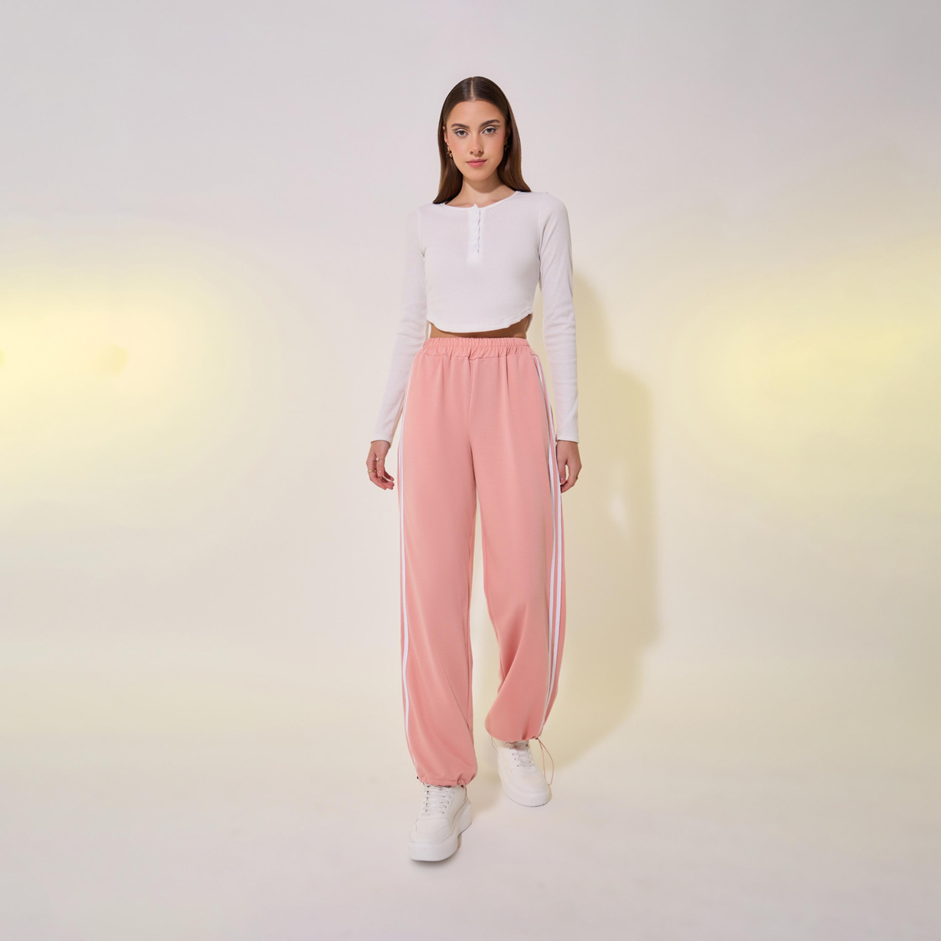 بنطال جوغر مخطط بخصر متوسط وقصة مريحة-women-clothing-bottoms-joggers-image-2