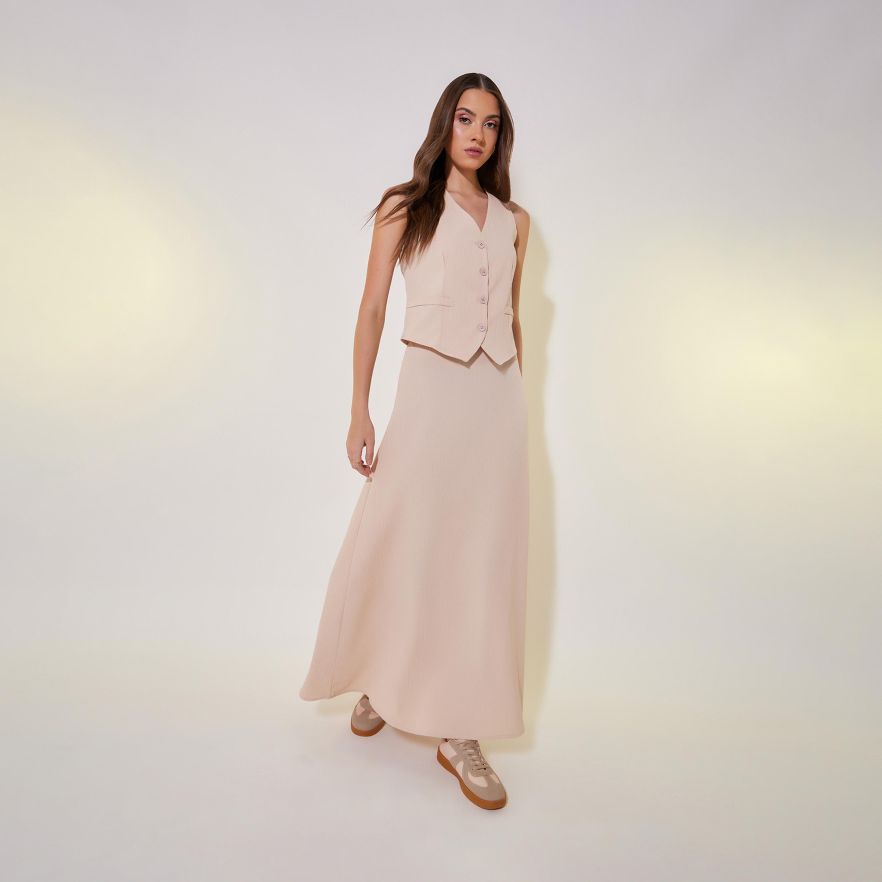 طقم منسق من تنورة مع جيليه سادة بأزرار-women-clothing-coordsets-image-1