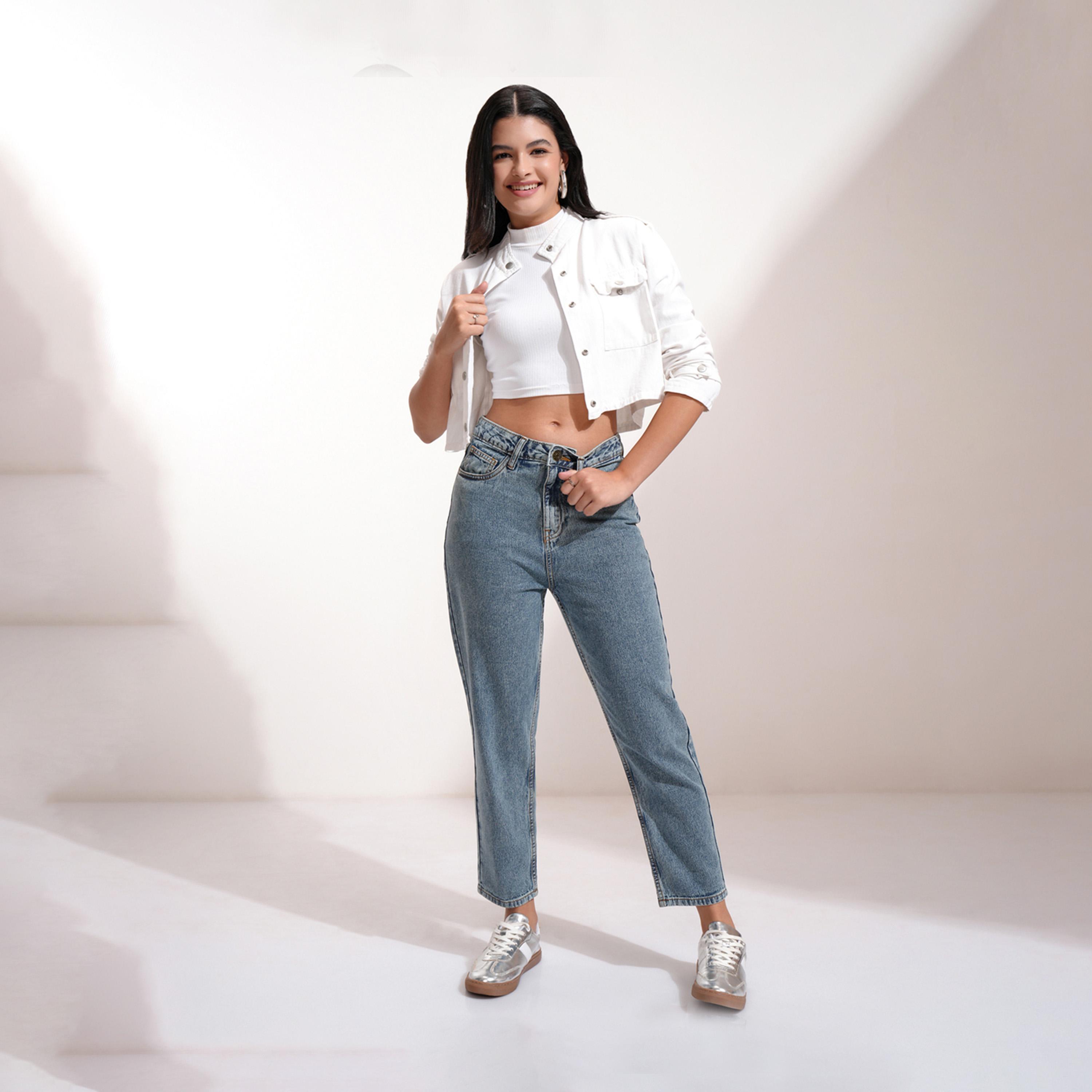 Tokyo Talkies X Styli Mid Rise Relaxed Fit Faded Jeans-women-clothing-bottoms-jeans-image-2