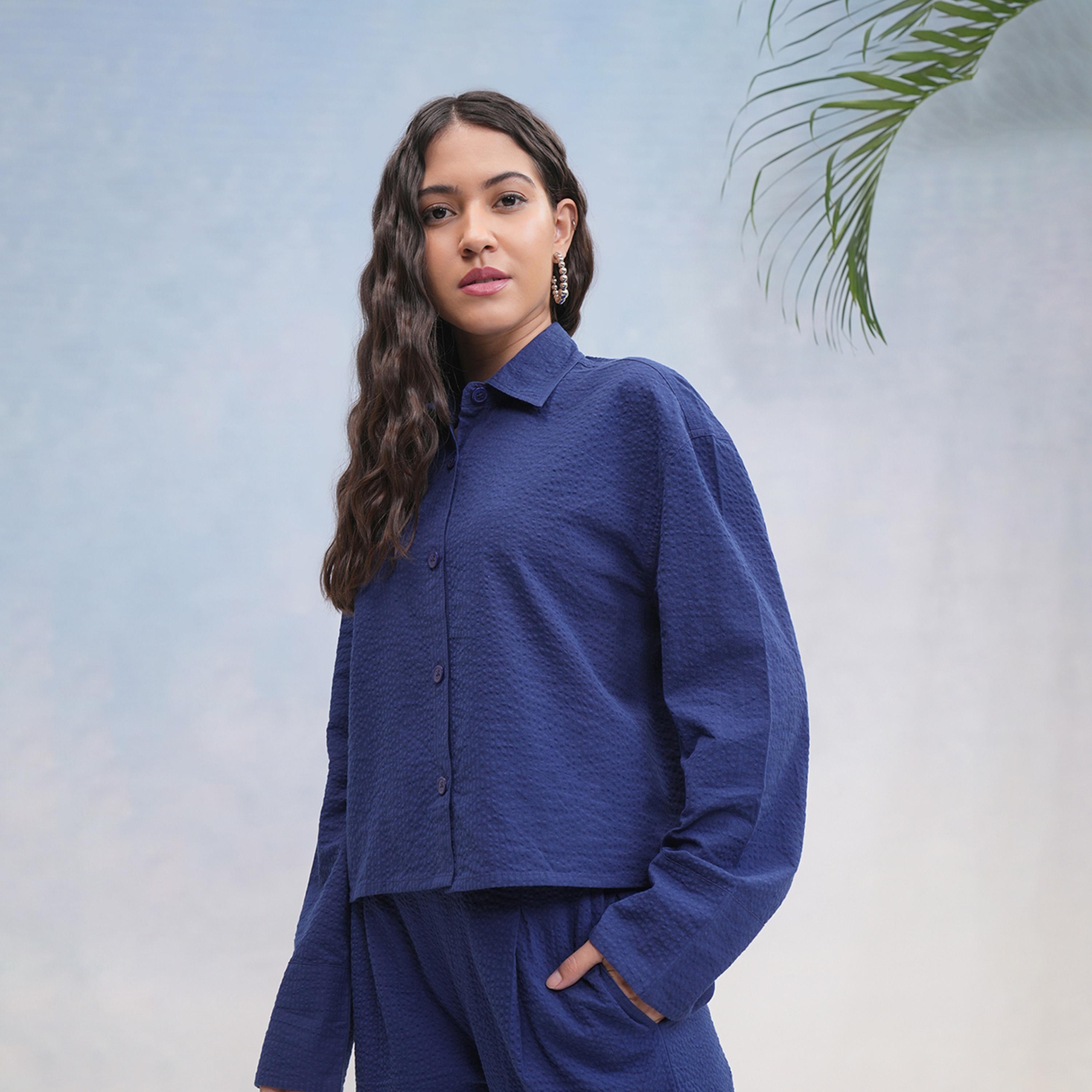 Tokyo Talkies X Styli Textured Spread Collar Cotton Regular Fit Shirt-women-clothing-shirtsandblouses-shirts-image-3