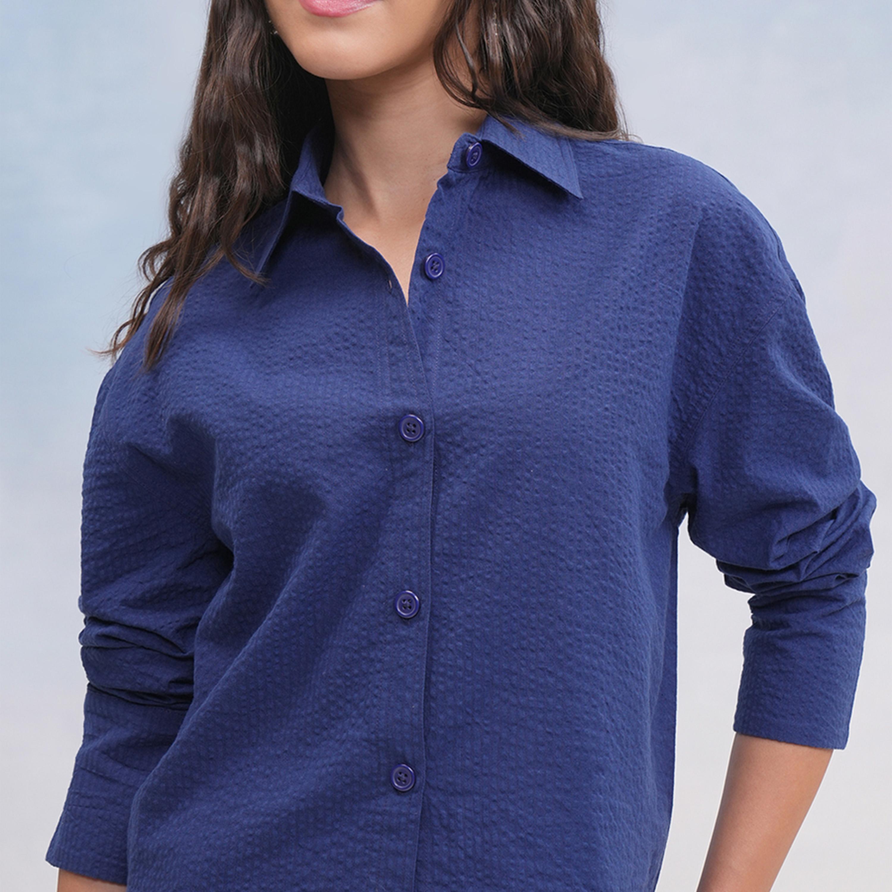 طوكيو توكيز ستايلي - قميص قطن بقصّة عادية وياقة واسعة-women-clothing-shirtsandblouses-shirts-image-5