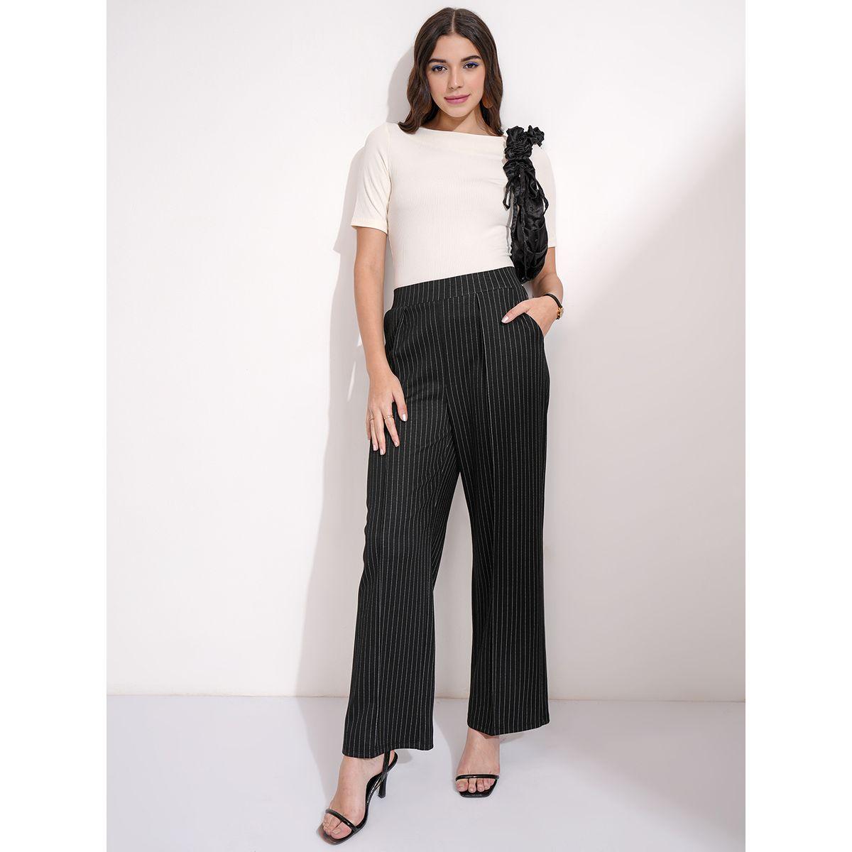 بنطال مخطط بقصة مستقيمة وتفاصيل مدروزة طوكيو توكيز × ستايلي-women-clothing-bottoms-trousers-image-2