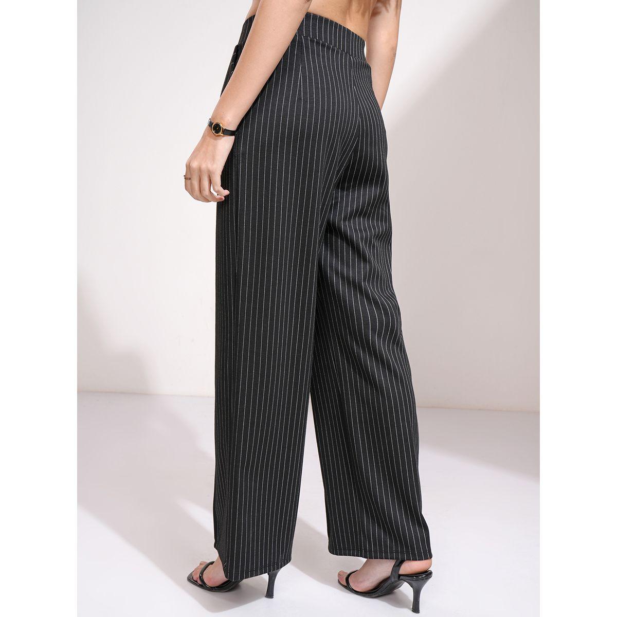 بنطال مخطط بقصة مستقيمة وتفاصيل مدروزة طوكيو توكيز × ستايلي-women-clothing-bottoms-trousers-image-3