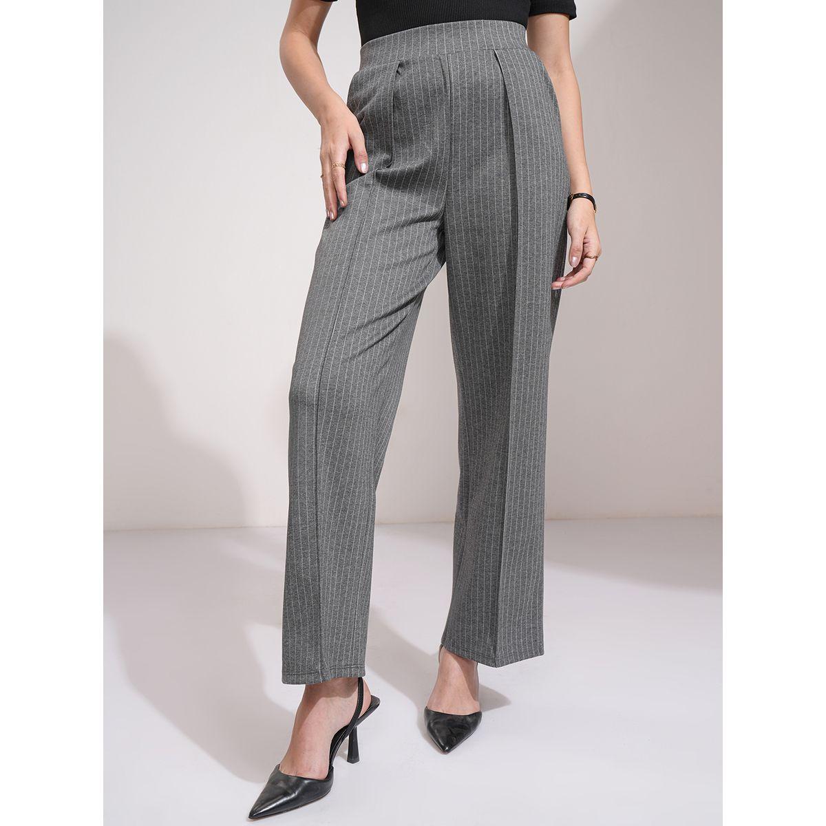 بنطال مخطط بقصة مستقيمة وتفاصيل مدروزة طوكيو توكيز × ستايلي-women-clothing-bottoms-trousers-image-1