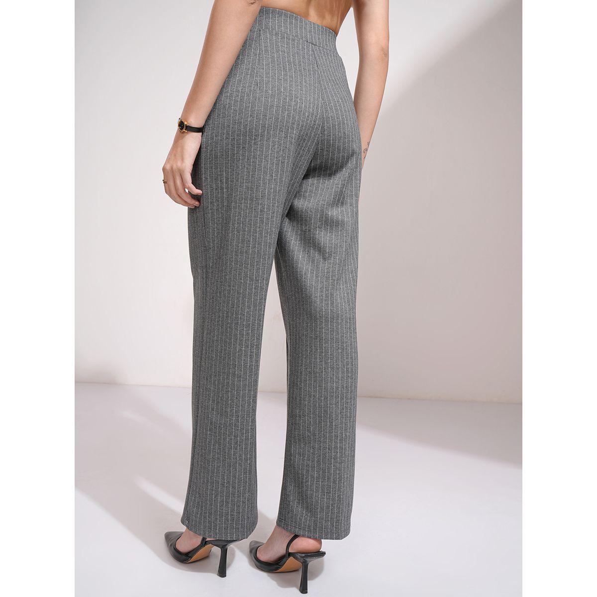 بنطال مخطط بقصة مستقيمة وتفاصيل مدروزة طوكيو توكيز × ستايلي-women-clothing-bottoms-trousers-image-3