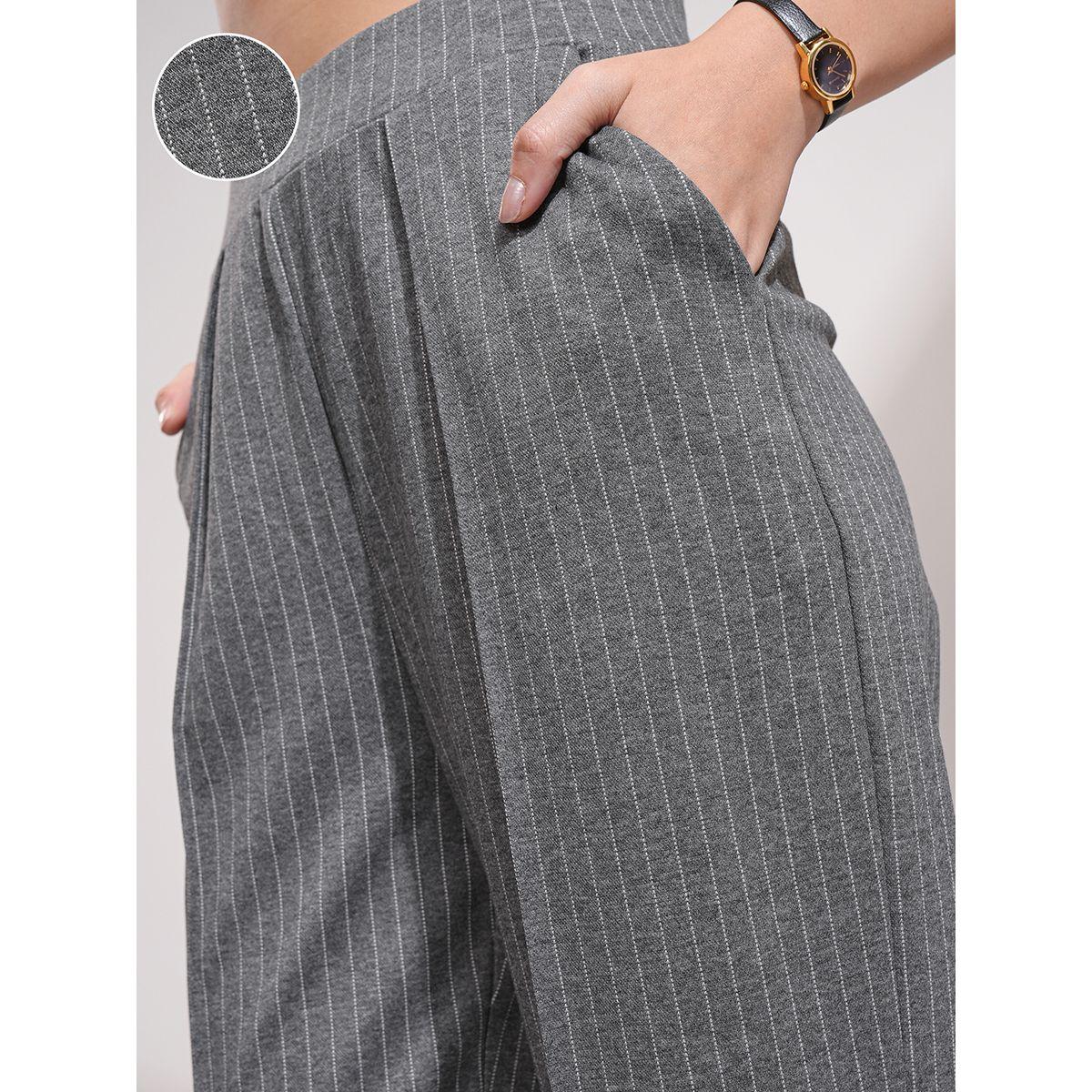 بنطال مخطط بقصة مستقيمة وتفاصيل مدروزة طوكيو توكيز × ستايلي-women-clothing-bottoms-trousers-image-5