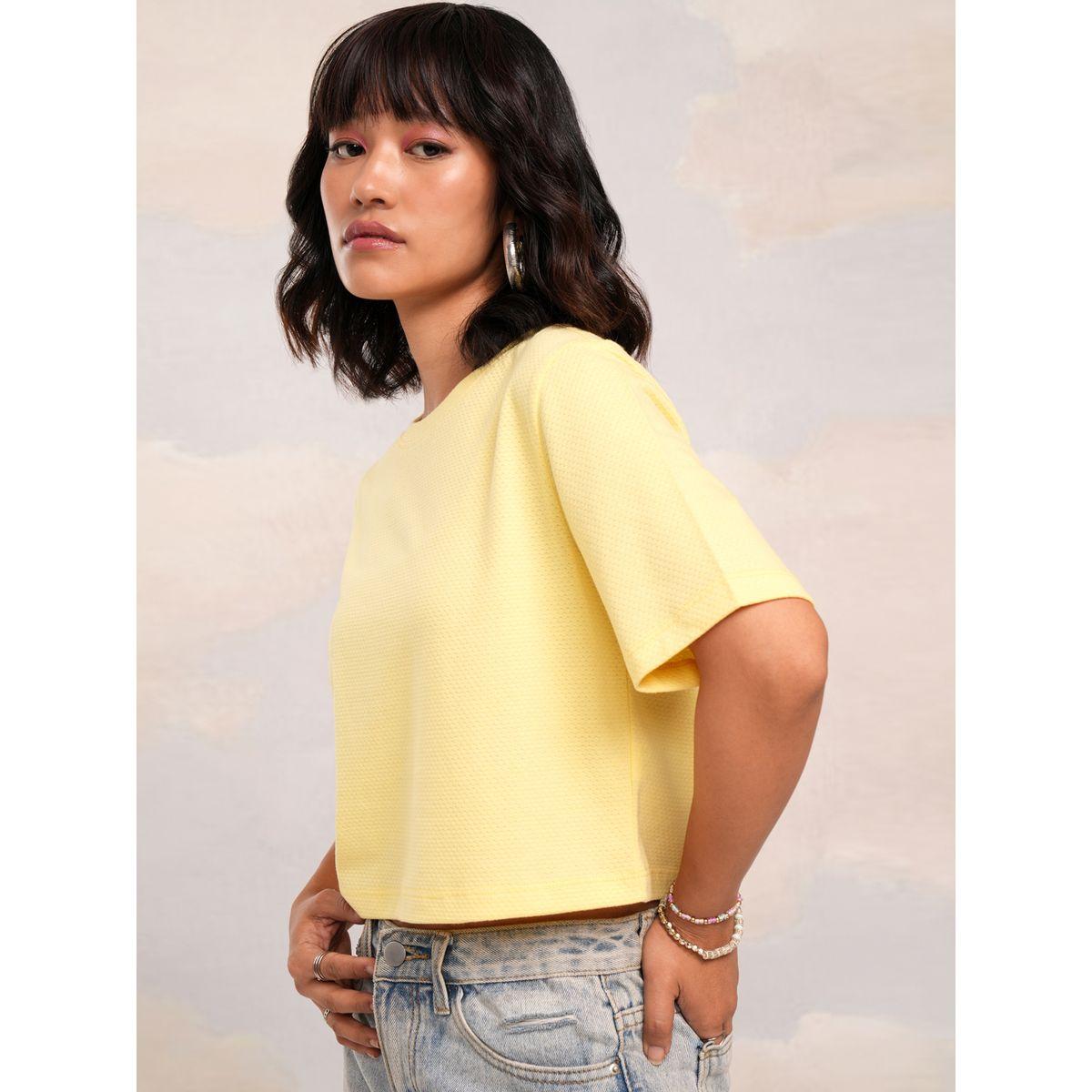 Tokyo Talkies X Styli Solid Round Neck Crop Top-women-clothing-shirtsandblouses-blouses-image-4