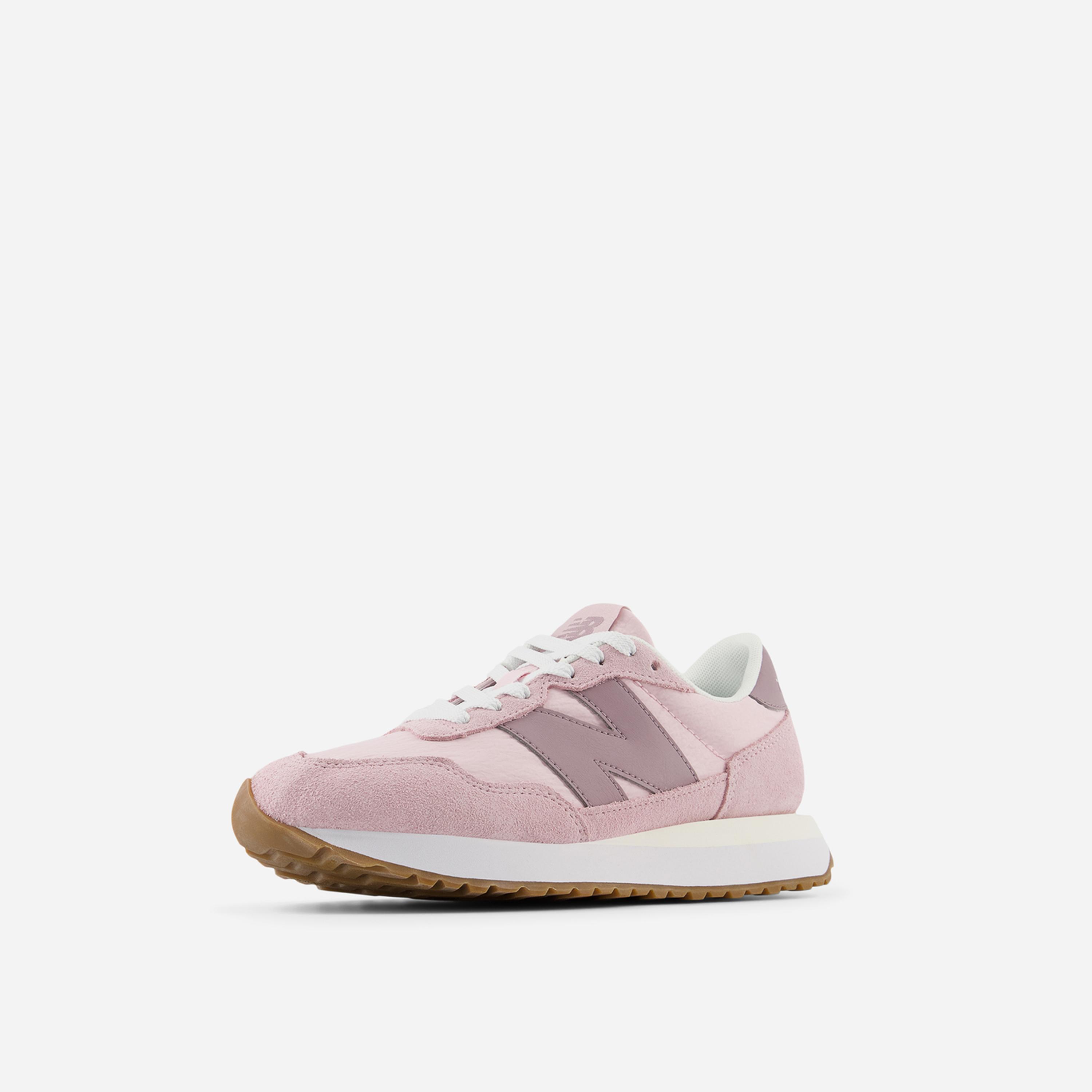 New Balance 237 Sneakers-women-shoes-sneakers-image-5
