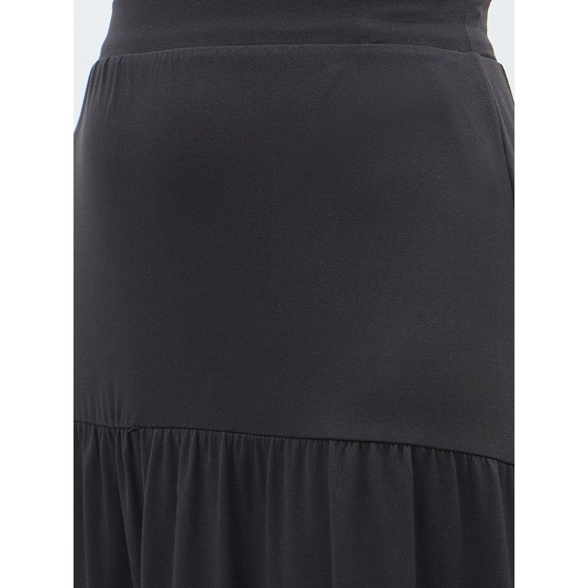 Styli Solid Knitted Tiered Maxi Skirt with Elasticated Waistband-women-clothing-bottoms-skirts-image-4