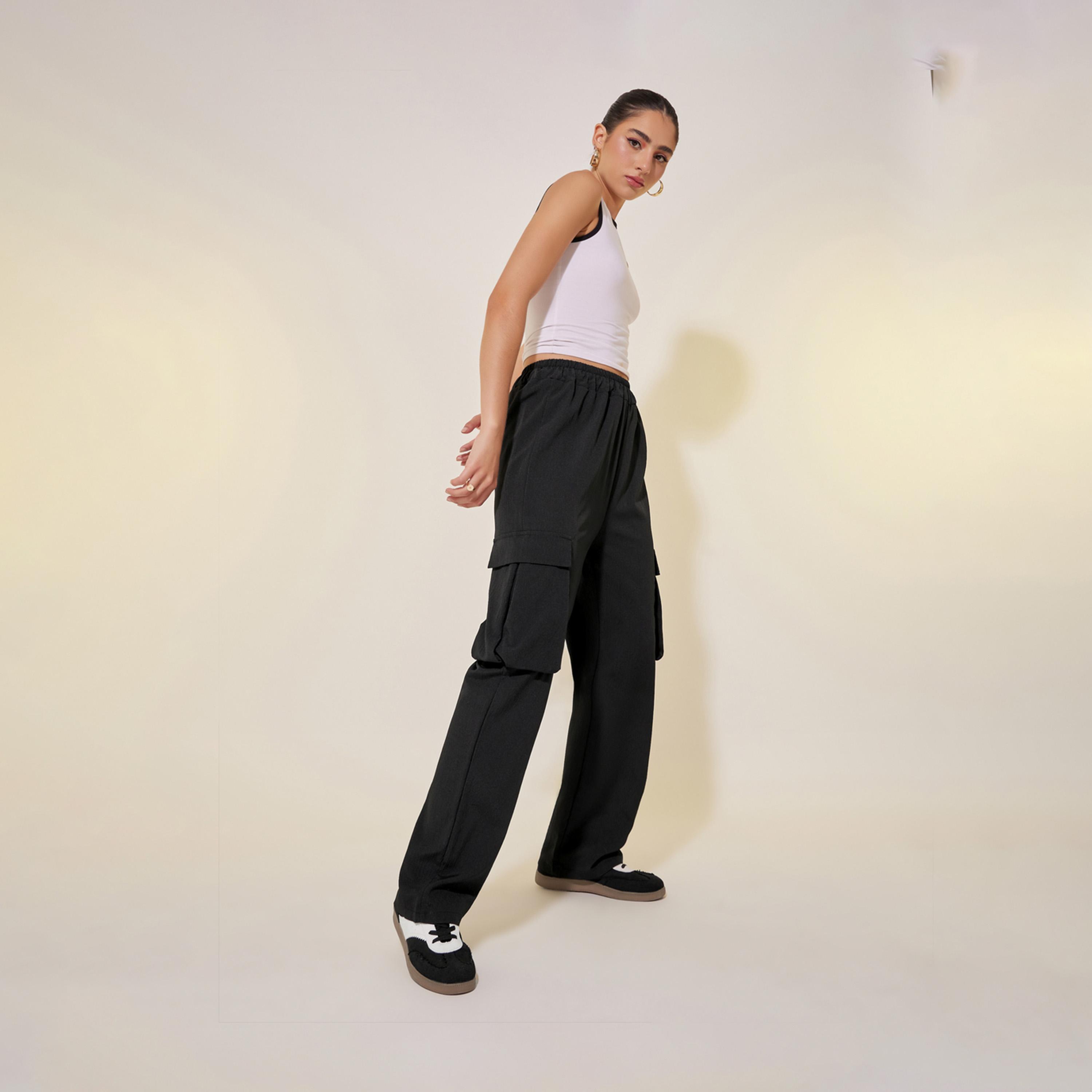 بنطال كارجو بقصة عادية وخصر متوسط-women-clothing-bottoms-trousers-image-1