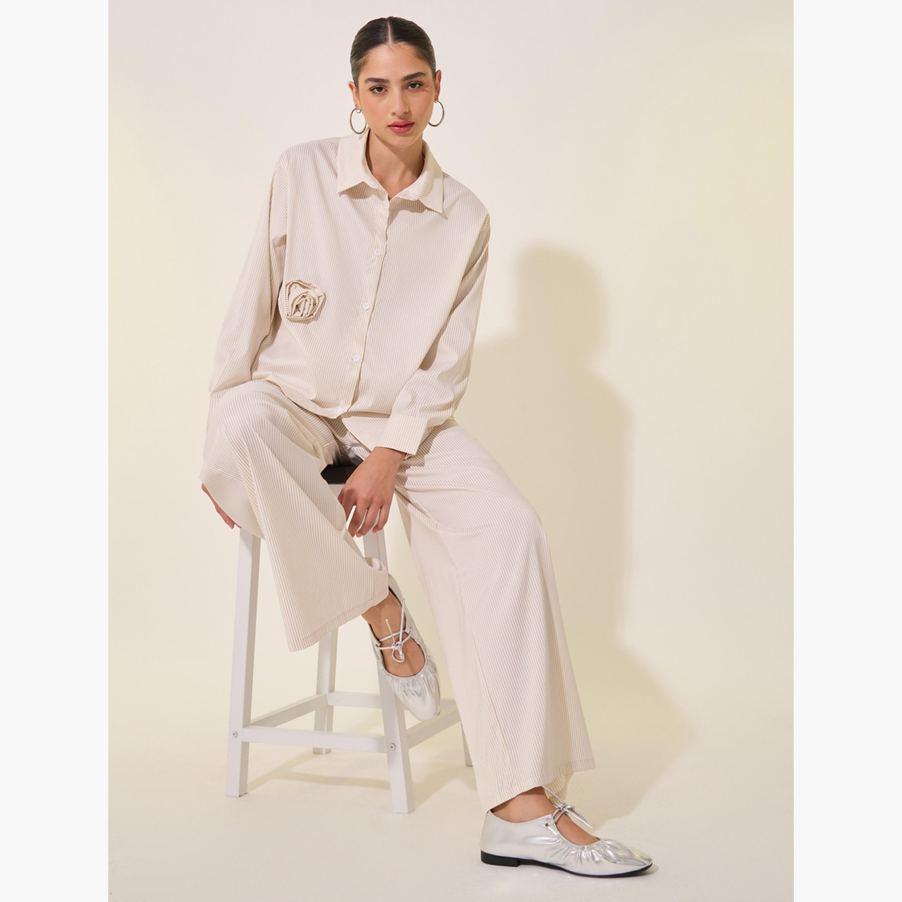 طقم منسق من بنطال وبلوزة مخططة-women-clothing-coordsets-image-1