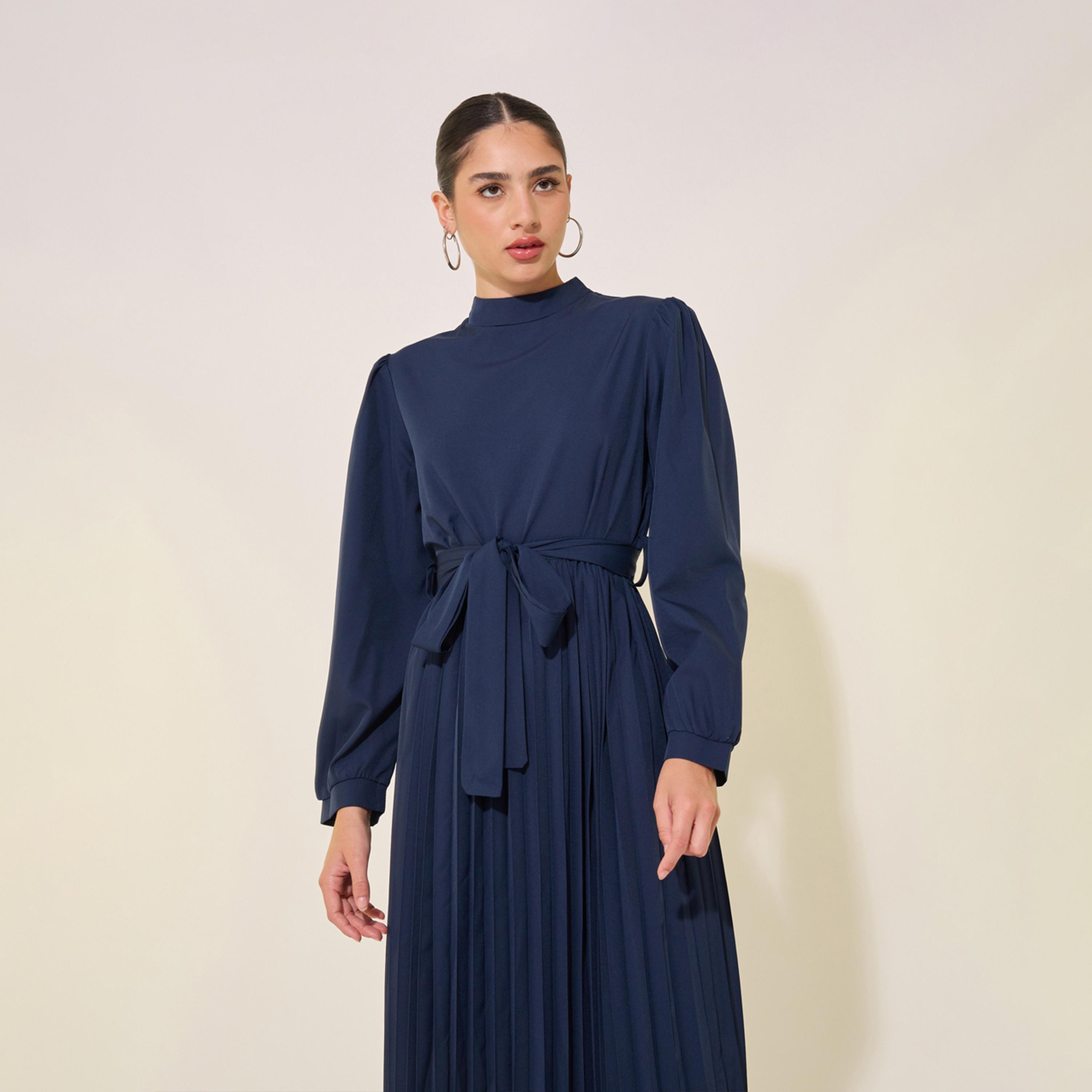 فستان طويل سادة بياقة عالية وأكمام طويلة-women-clothing-dresses-image-3