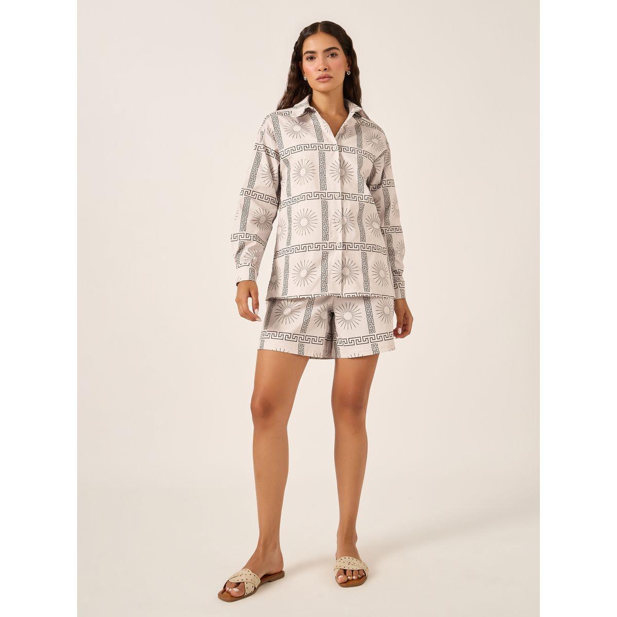 طقم منسق من شورت وبلوزة مطبعة بالكامل مع أكمام طويلة-women-clothing-coordsets-image-2