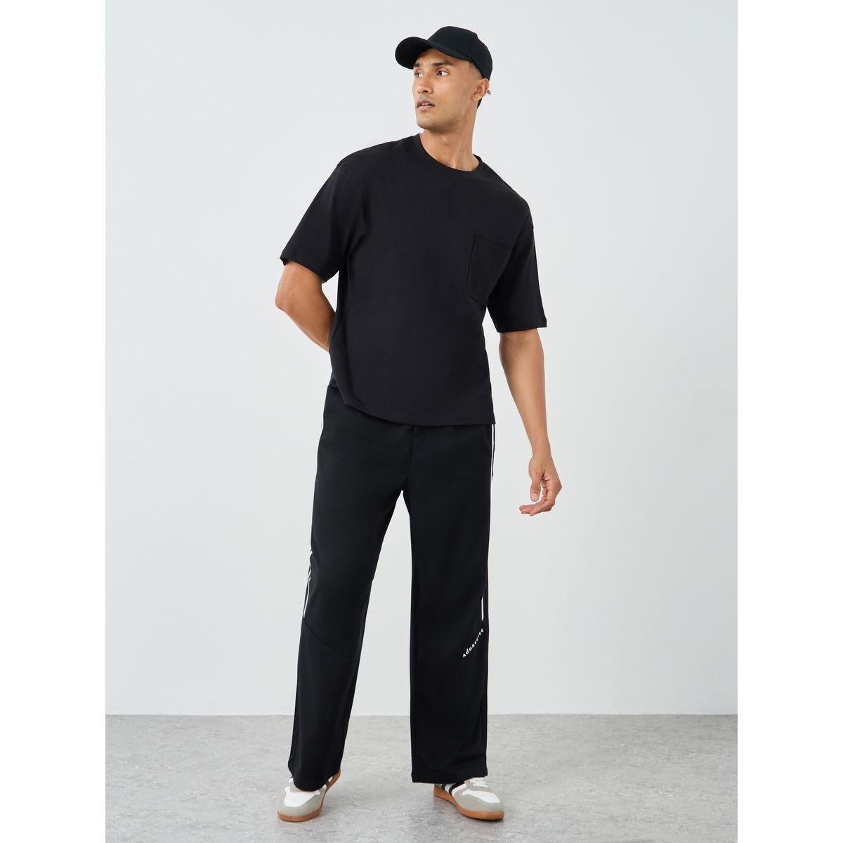 تيشيرت فضفاض بتفاصيل جيوب-men-clothing-tshirtsandpolos-tshirts-image-2