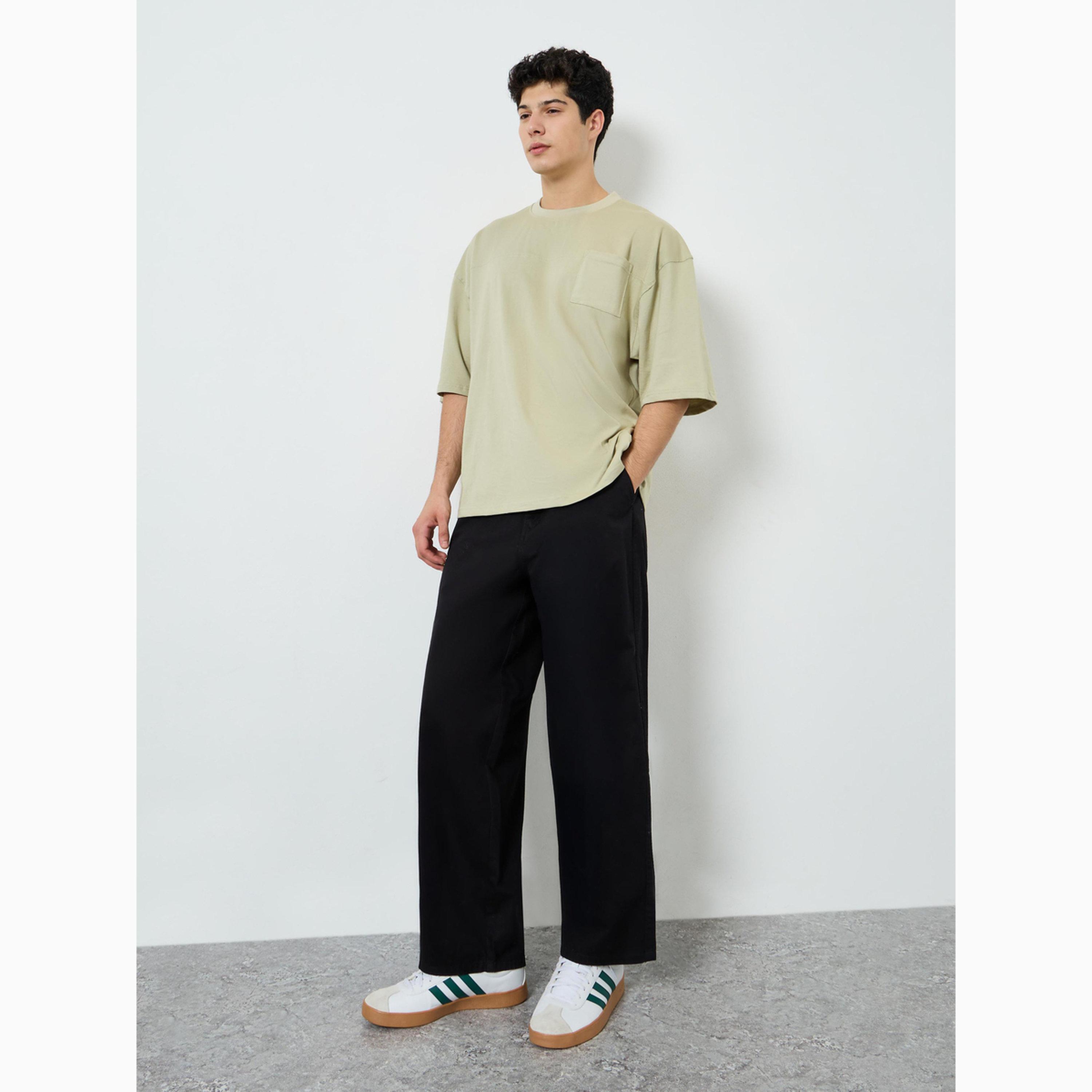 Styli Men Green Crew Neck Boxy Fit T-Shirt with Pocket-men-clothing-tshirtsandpolos-tshirts-image-2