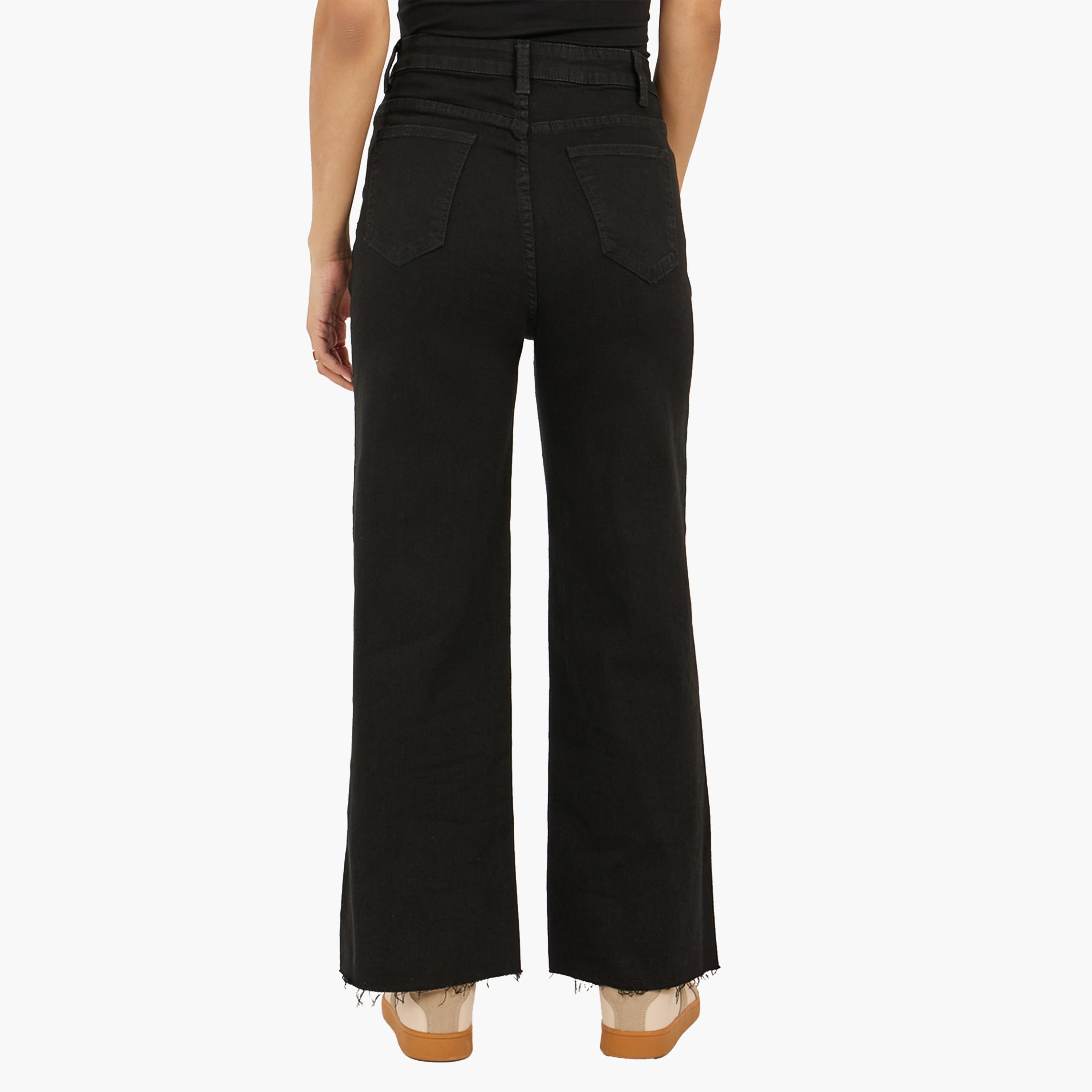 ستايلي-  بنطال جينز بقصة مستقيمة وخصر مرتفع وتفاصيل برشام-women-clothing-bottoms-jeans-image-4