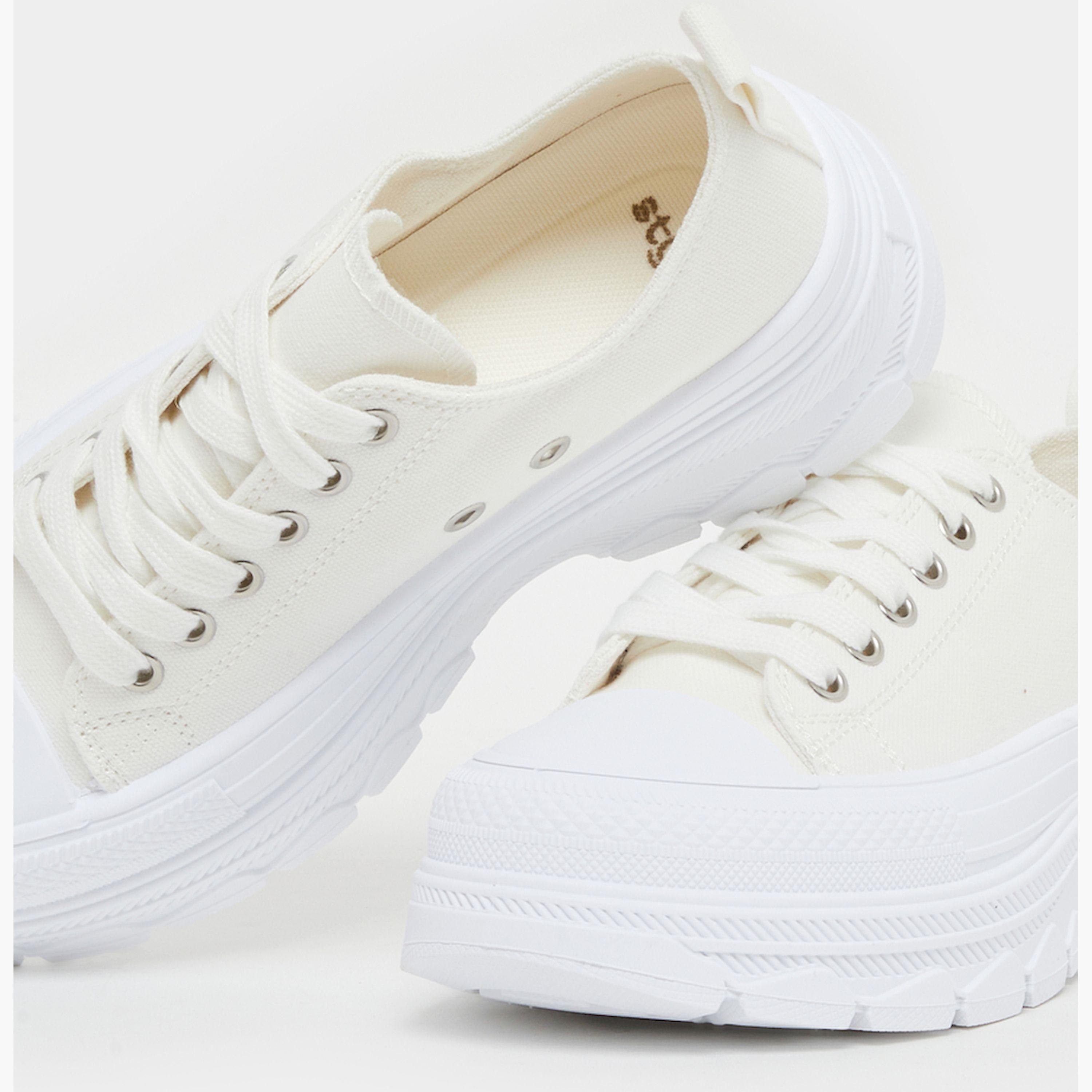 Styli Two Tone Cap Toe Platform Sneakers with Back Pull Tab-women-shoes-sneakers-image-3