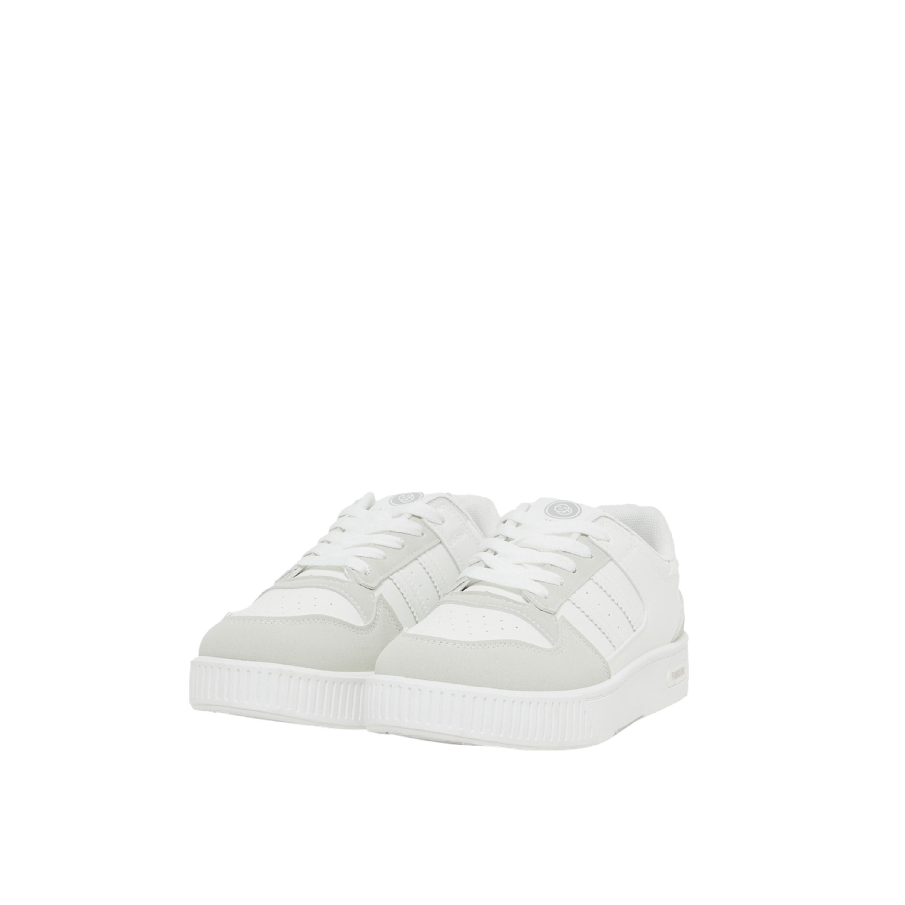 ستايلي - حذاء رياضي برباط وألوان متباينة-women-shoes-sneakers-image-2