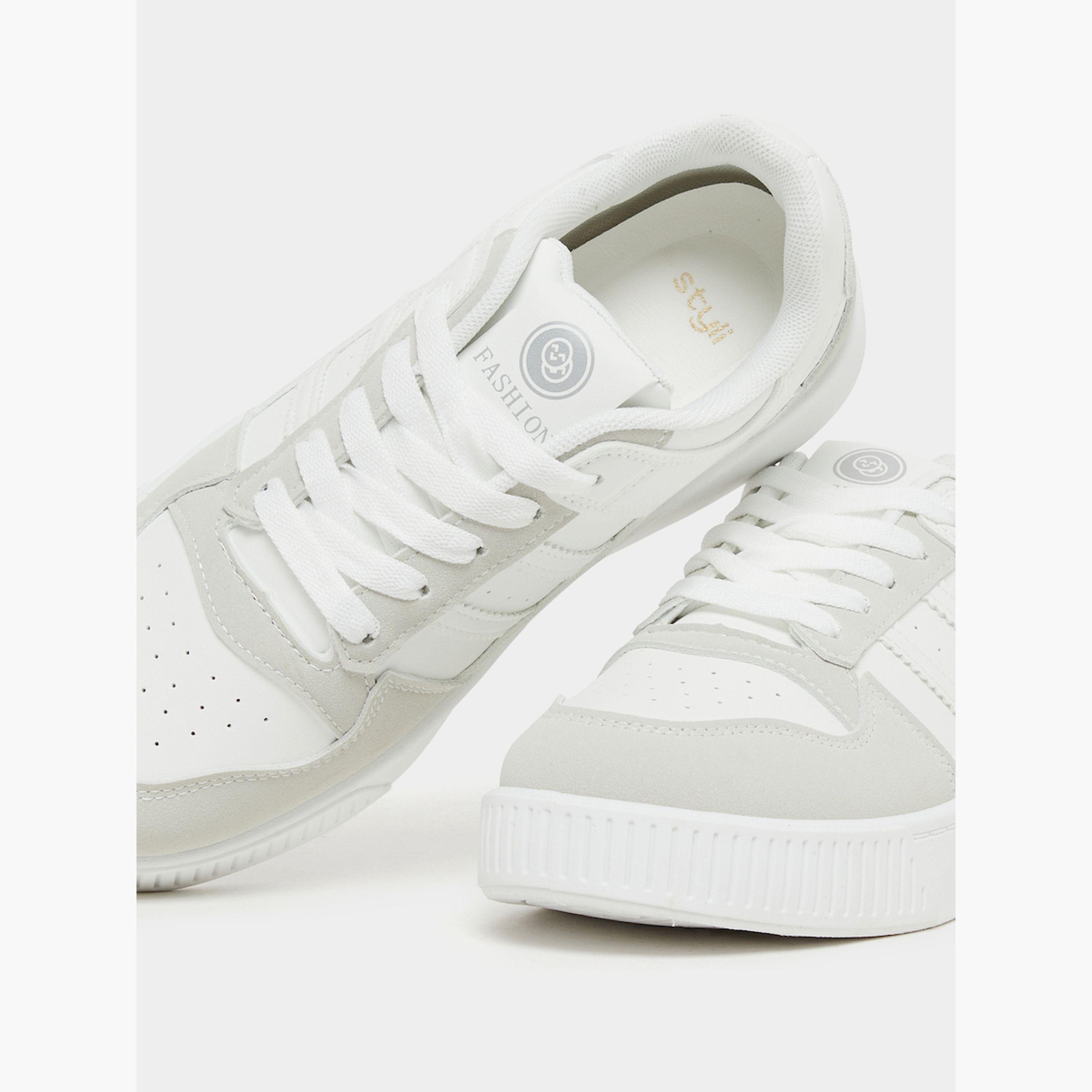 ستايلي - حذاء رياضي برباط وألوان متباينة-women-shoes-sneakers-image-3