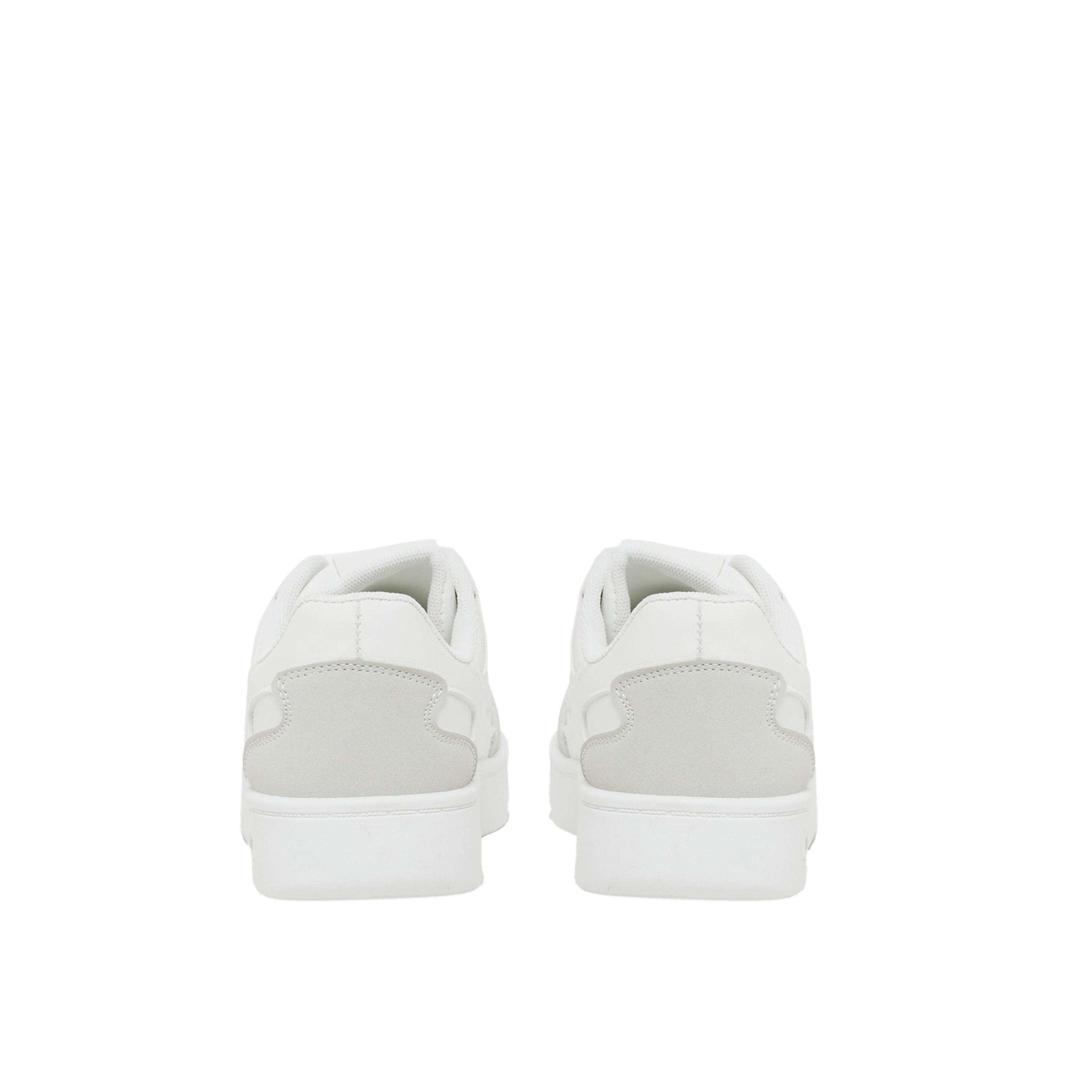 ستايلي - حذاء رياضي برباط وألوان متباينة-women-shoes-sneakers-image-4