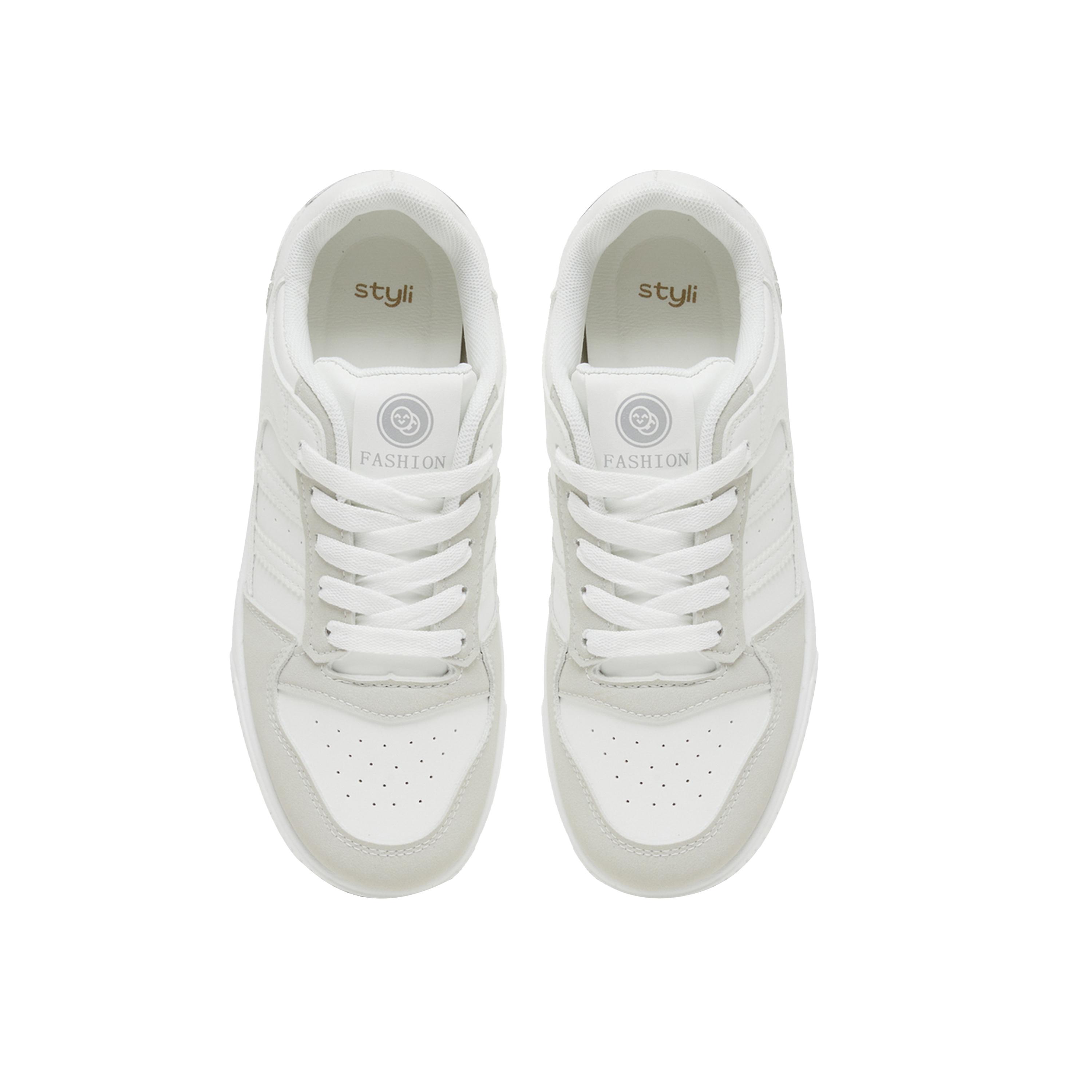 ستايلي - حذاء رياضي برباط وألوان متباينة-women-shoes-sneakers-image-5