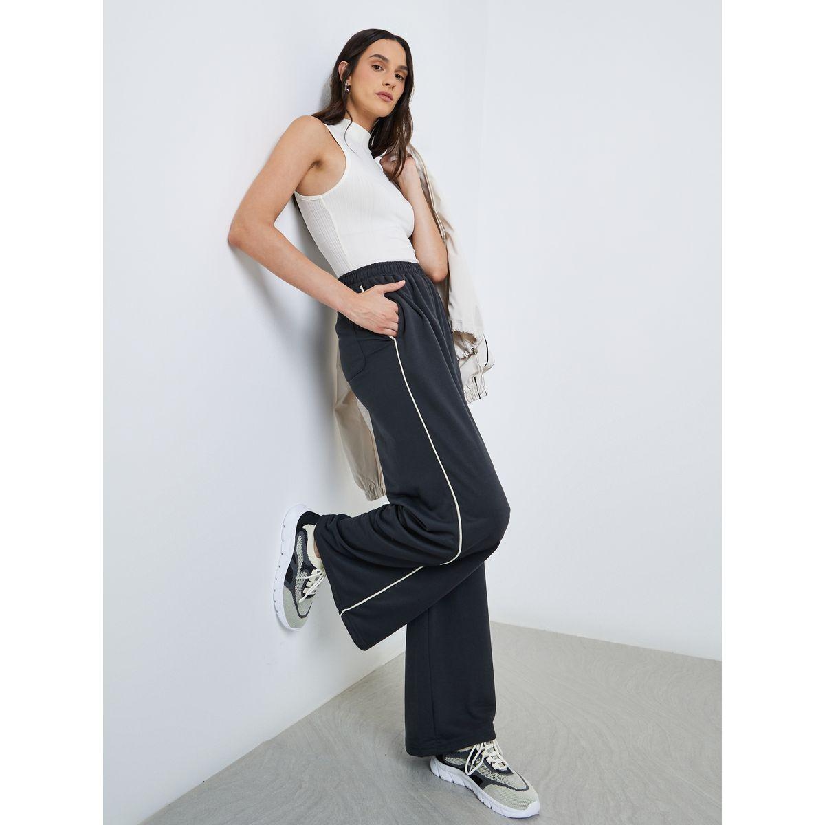 جوغر بأرجل واسعة مع تفاصيل محزوزة-women-clothing-bottoms-joggers-image-1