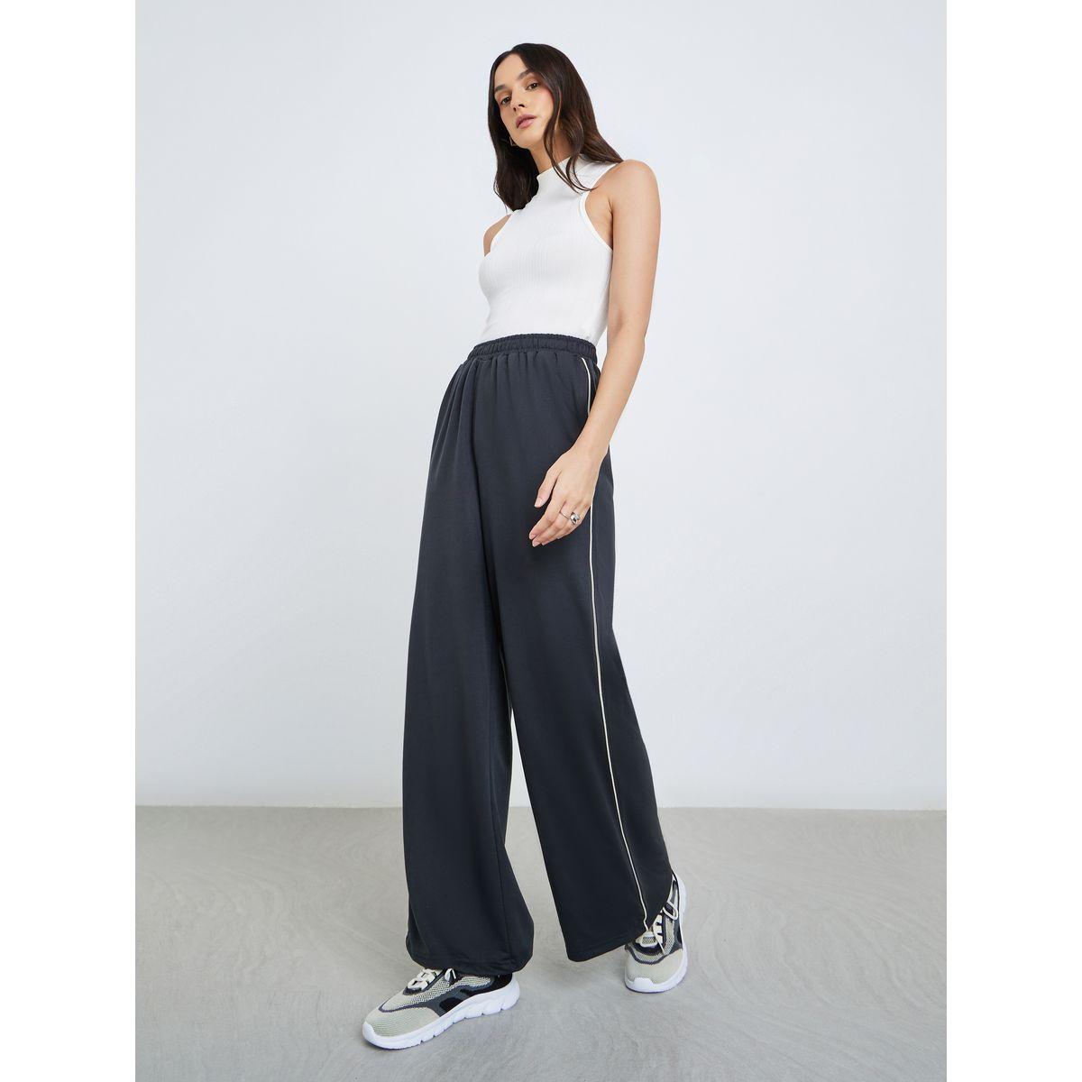 جوغر بأرجل واسعة مع تفاصيل محزوزة-women-clothing-bottoms-joggers-image-2