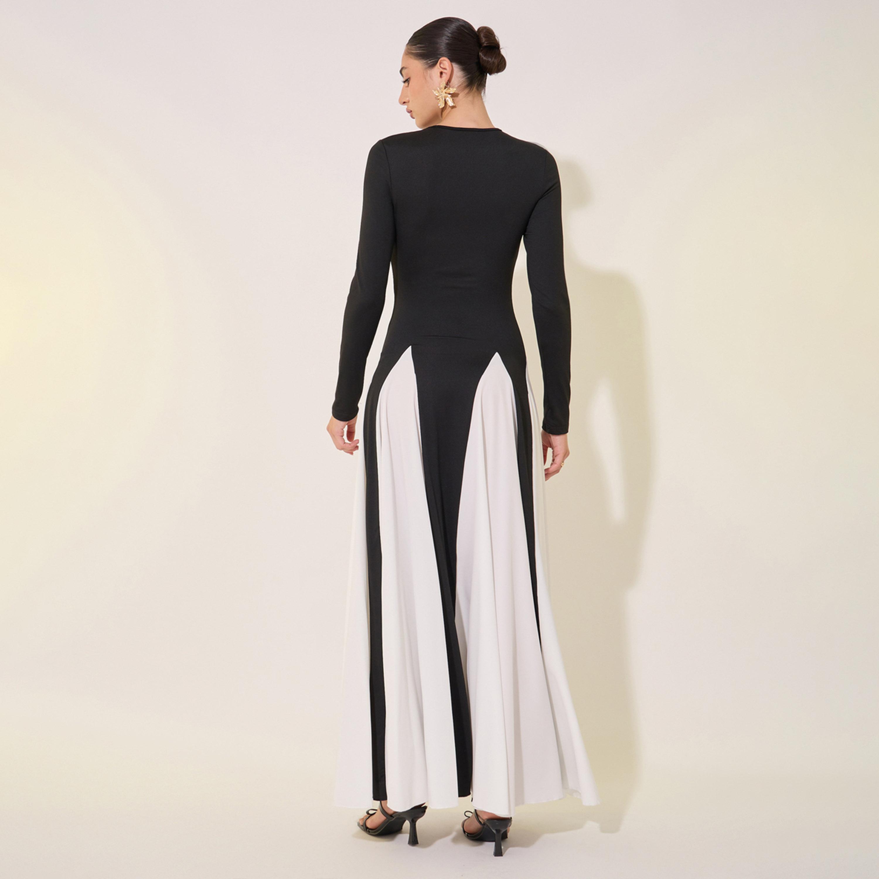 فستان طويل بياقة دائرية وتفاصيل كسرات-women-clothing-dresses-image-5