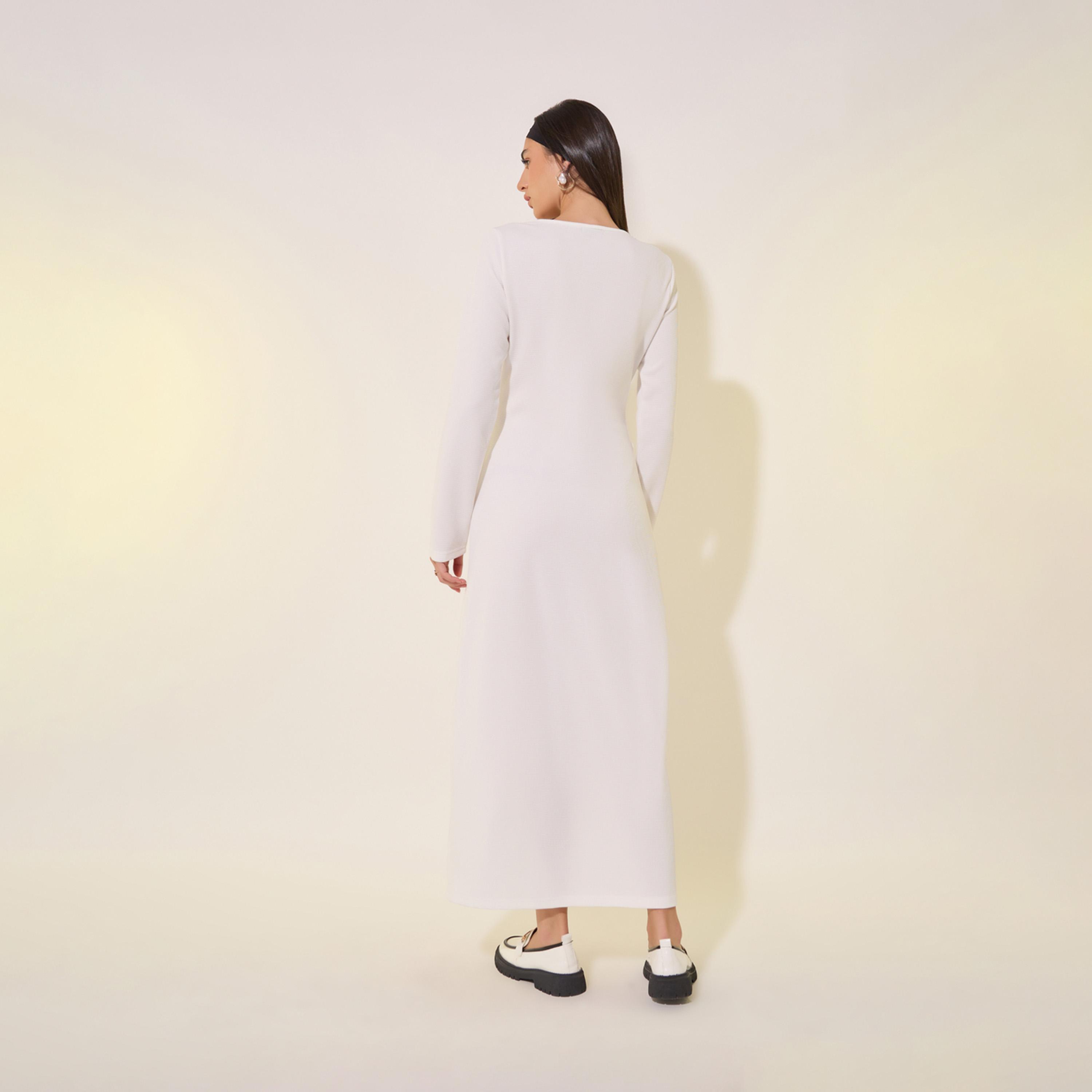 فستان ميدي بياقة دائرية وتفاصيل بارزة الملمس-women-clothing-dresses-image-5