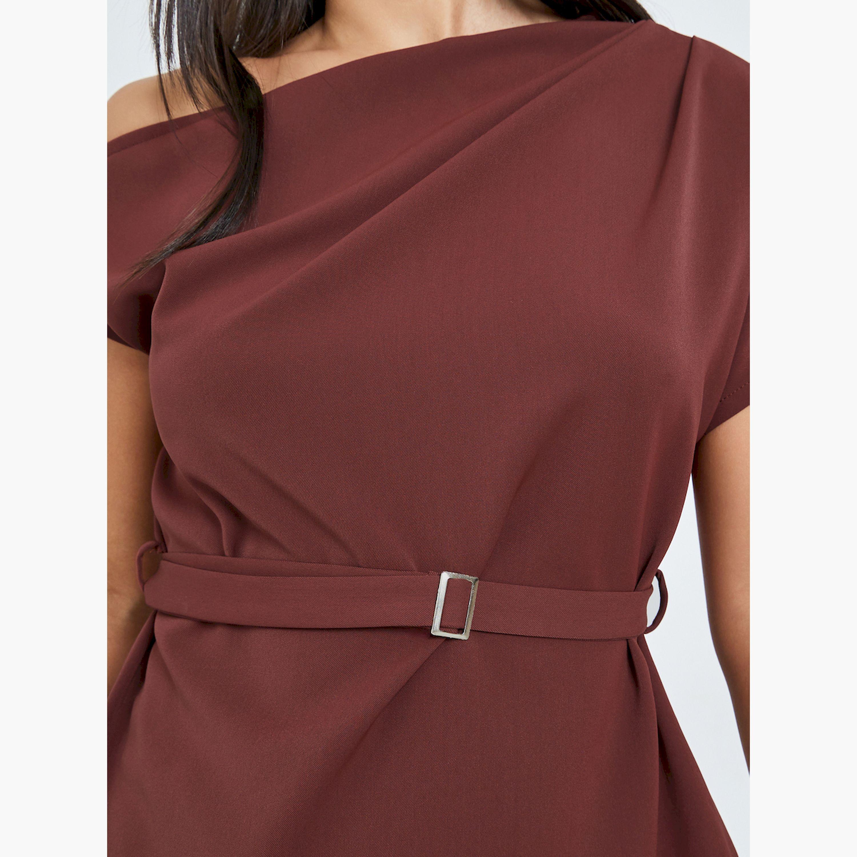 بلوزة بكتف واحد ومزينة بحزام خصر-women-clothing-shirtsandblouses-blouses-image-5