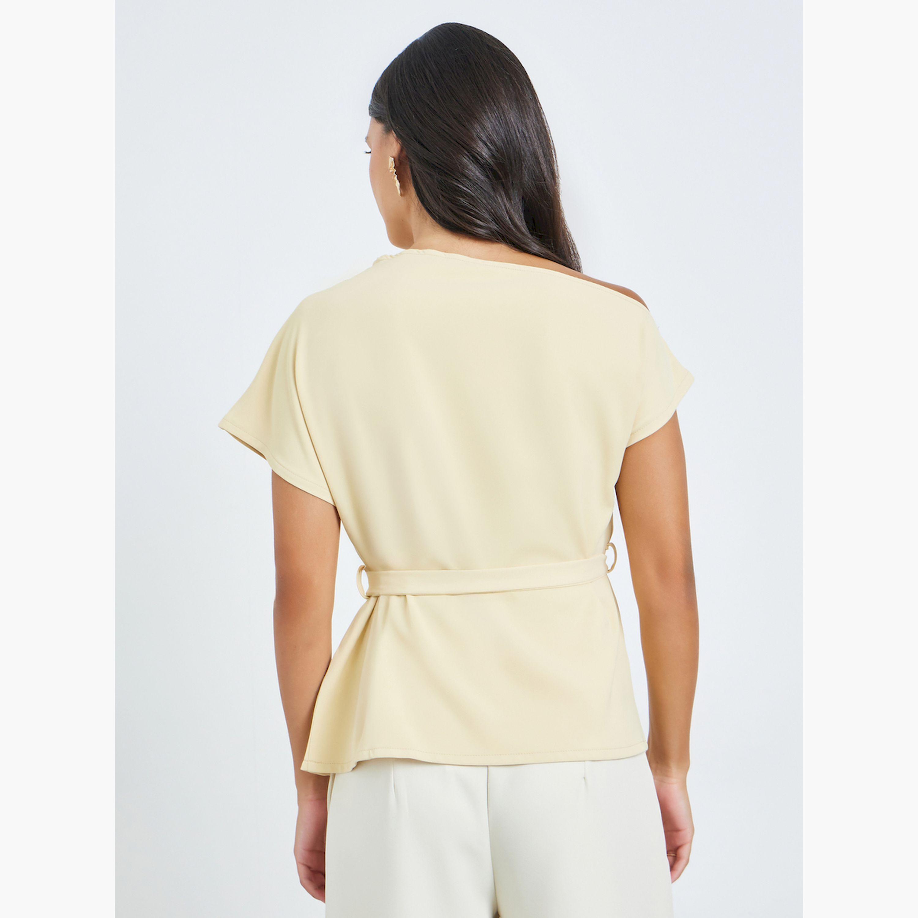 بلوزة بكتف واحد ومزينة بحزام خصر-women-clothing-shirtsandblouses-blouses-image-3