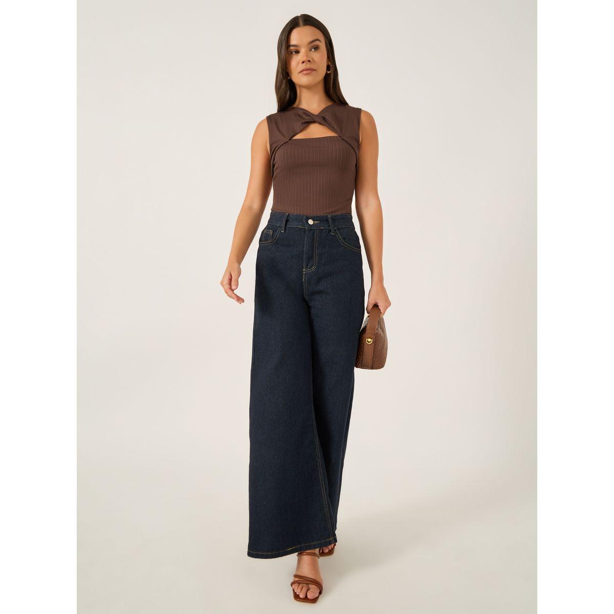Styli Ribbed Cut Out Detail Sleeveless Top with Twist Front-women-clothing-shirtsandblouses-blouses-image-2