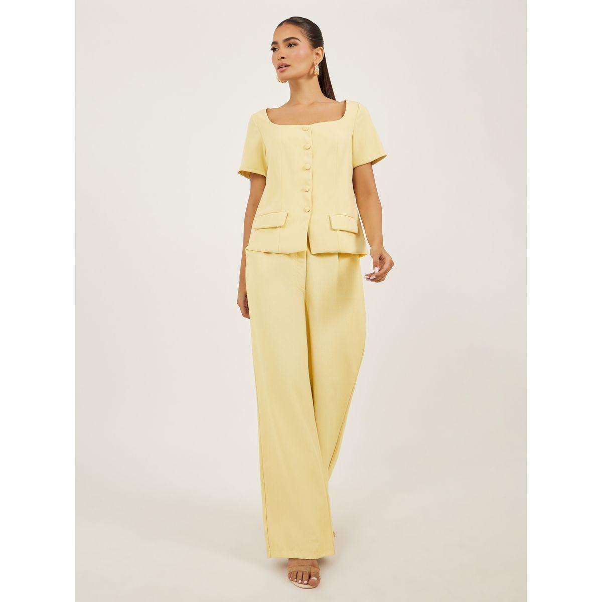بلوزة سادة بياقة واسعة وأزرار-women-clothing-shirtsandblouses-blouses-image-2
