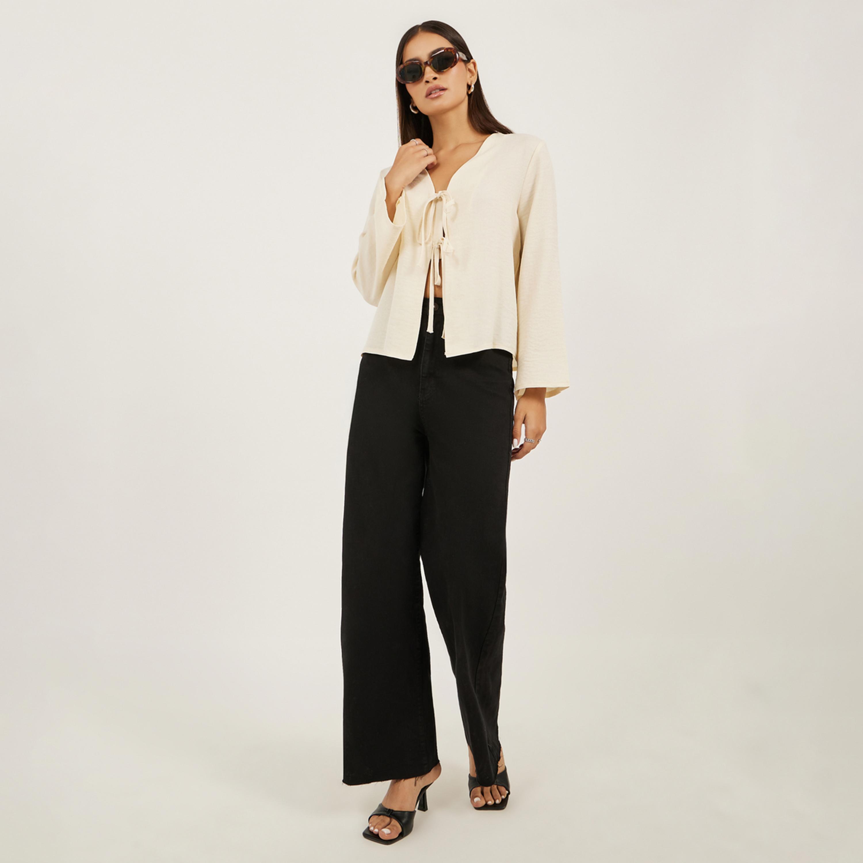 ستايلي - بلوزة سادة من الكتان بفتحة رقبة V مع عنق مربوط-women-clothing-shirtsandblouses-blouses-image-2