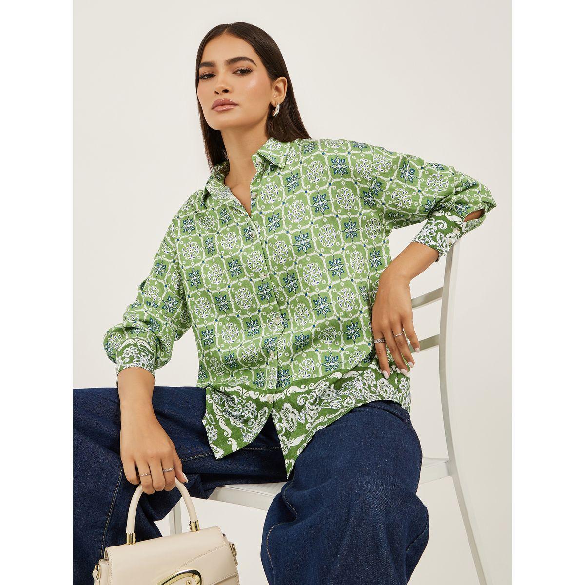 بلوزة فضفاضة مطبعة بالكامل مع ياقة سبريد-women-clothing-shirtsandblouses-shirts-image-1