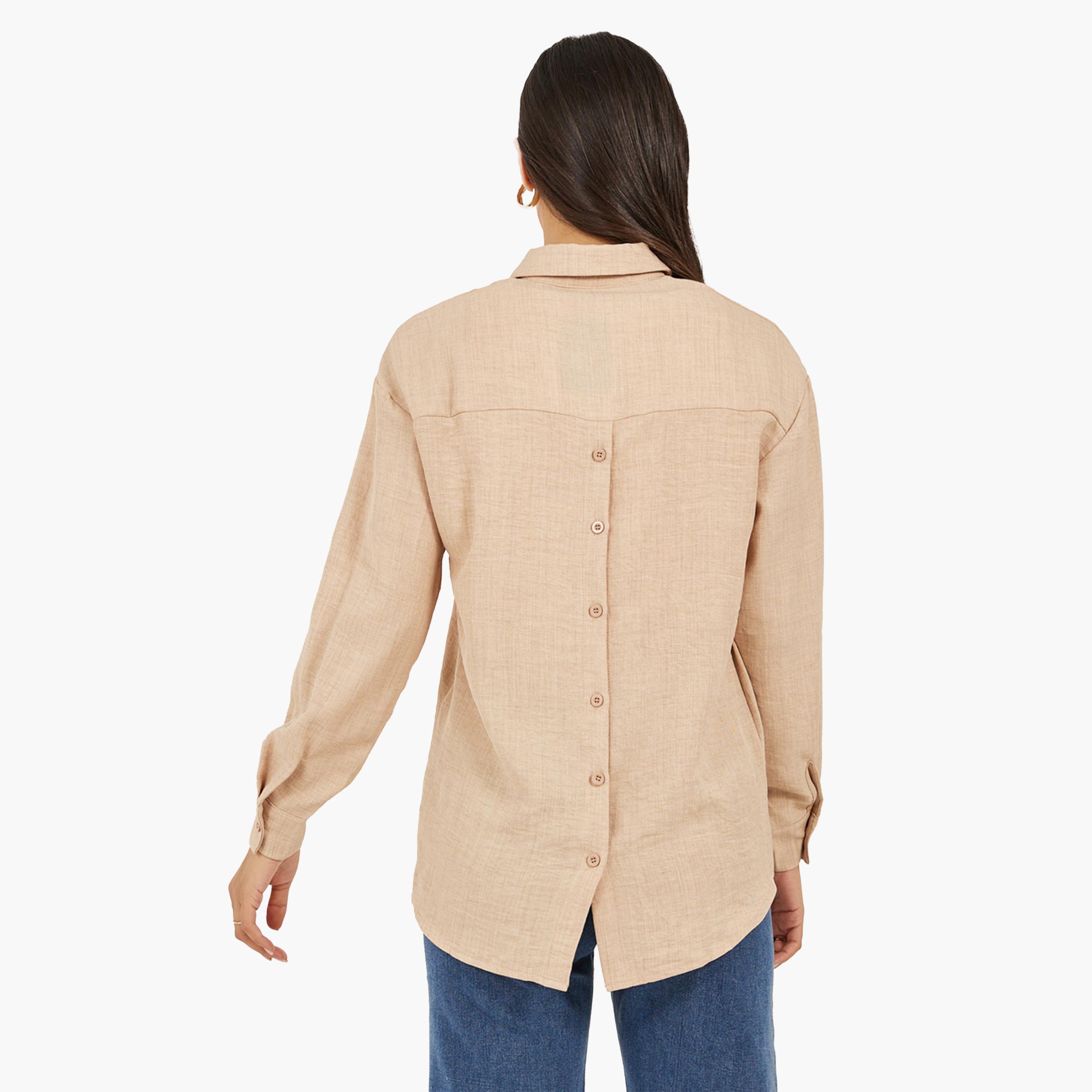 ستايلي - قميص بقصّة عادية وياقة واسعة مع تفاصيل أزرار في الخلف-women-clothing-shirtsandblouses-shirts-image-5
