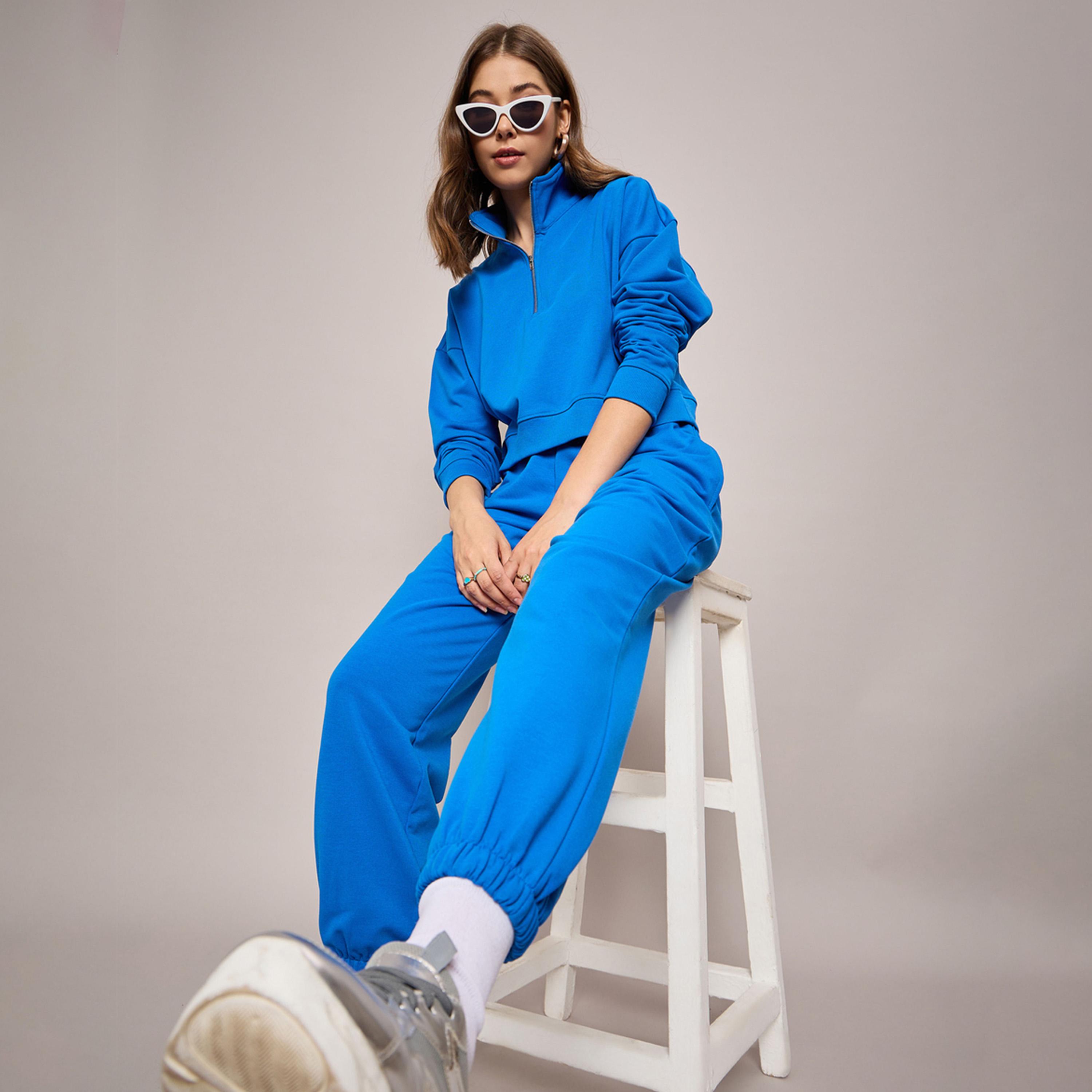 ساسافراس × ستايلي - بنطال رياضي فضفاض - أزق ملكي-women-clothing-bottoms-joggers-image-2