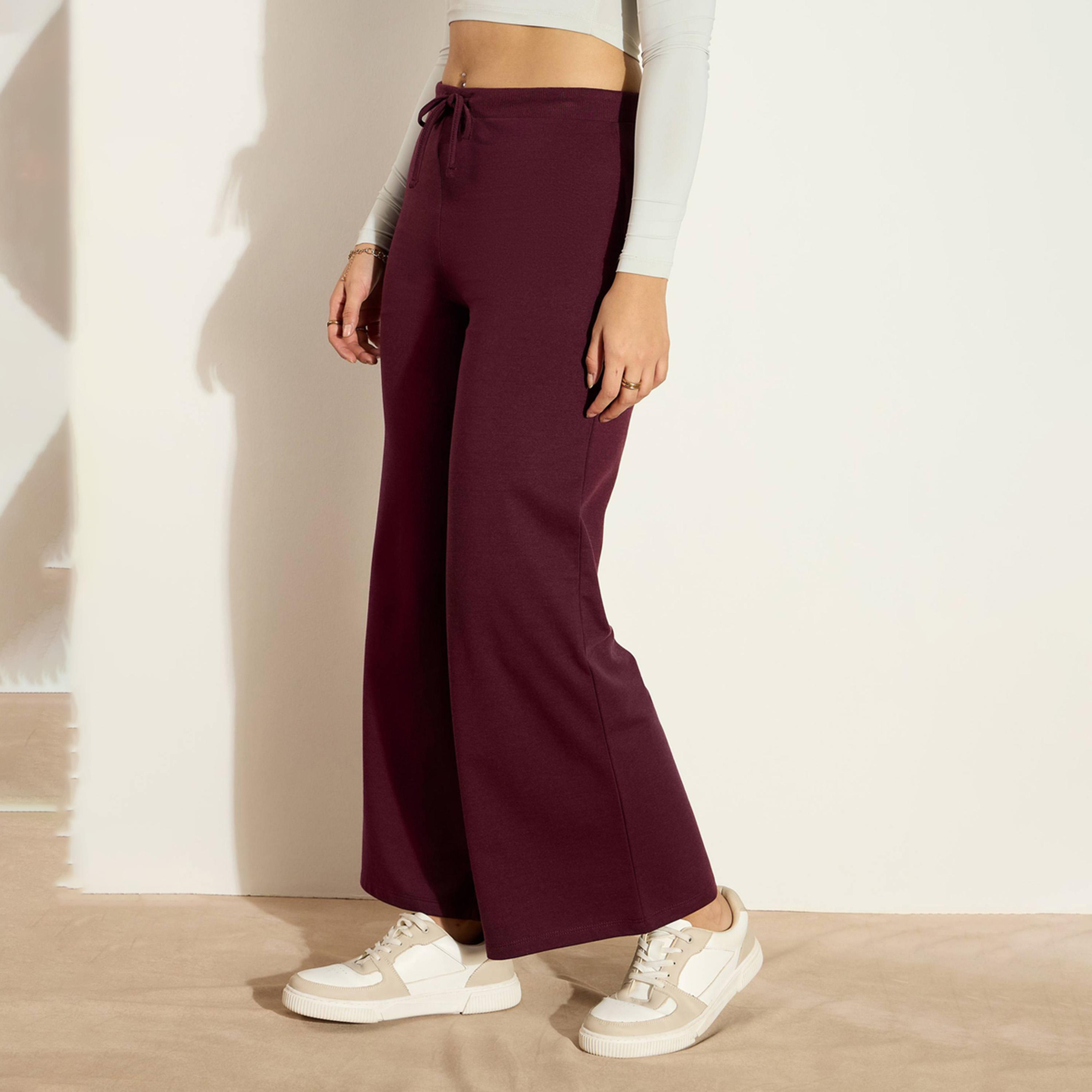 ساسافراس × ستايلي - بنطال رياضي واسع الساق بخصر متوسط الارتفاع من قماش تيري-women-clothing-bottoms-trousers-image-2