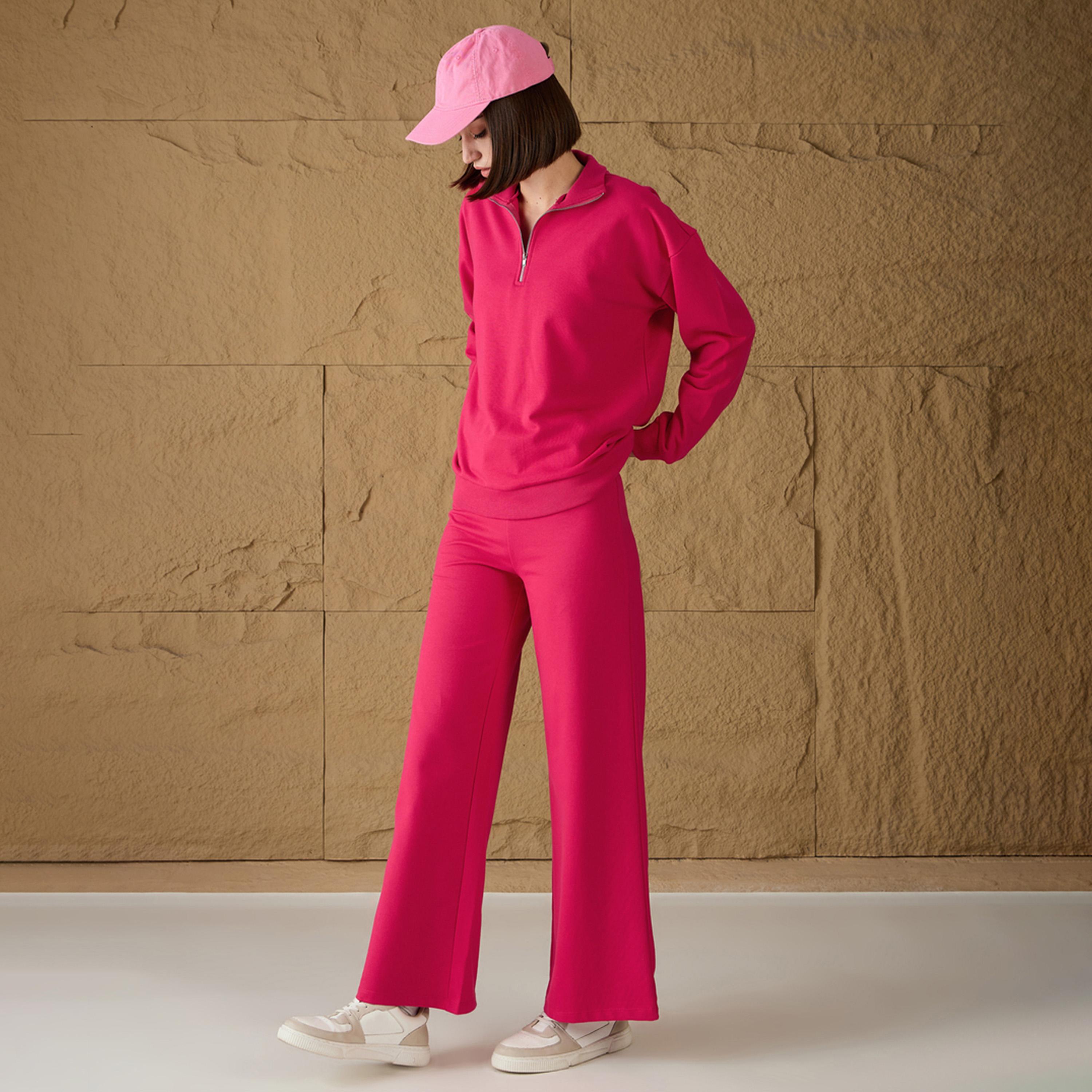 ساسافراس × ستايلي - بنطال رياضي واسع الساق من قماش تيري - فوشي-women-clothing-bottoms-joggers-image-6
