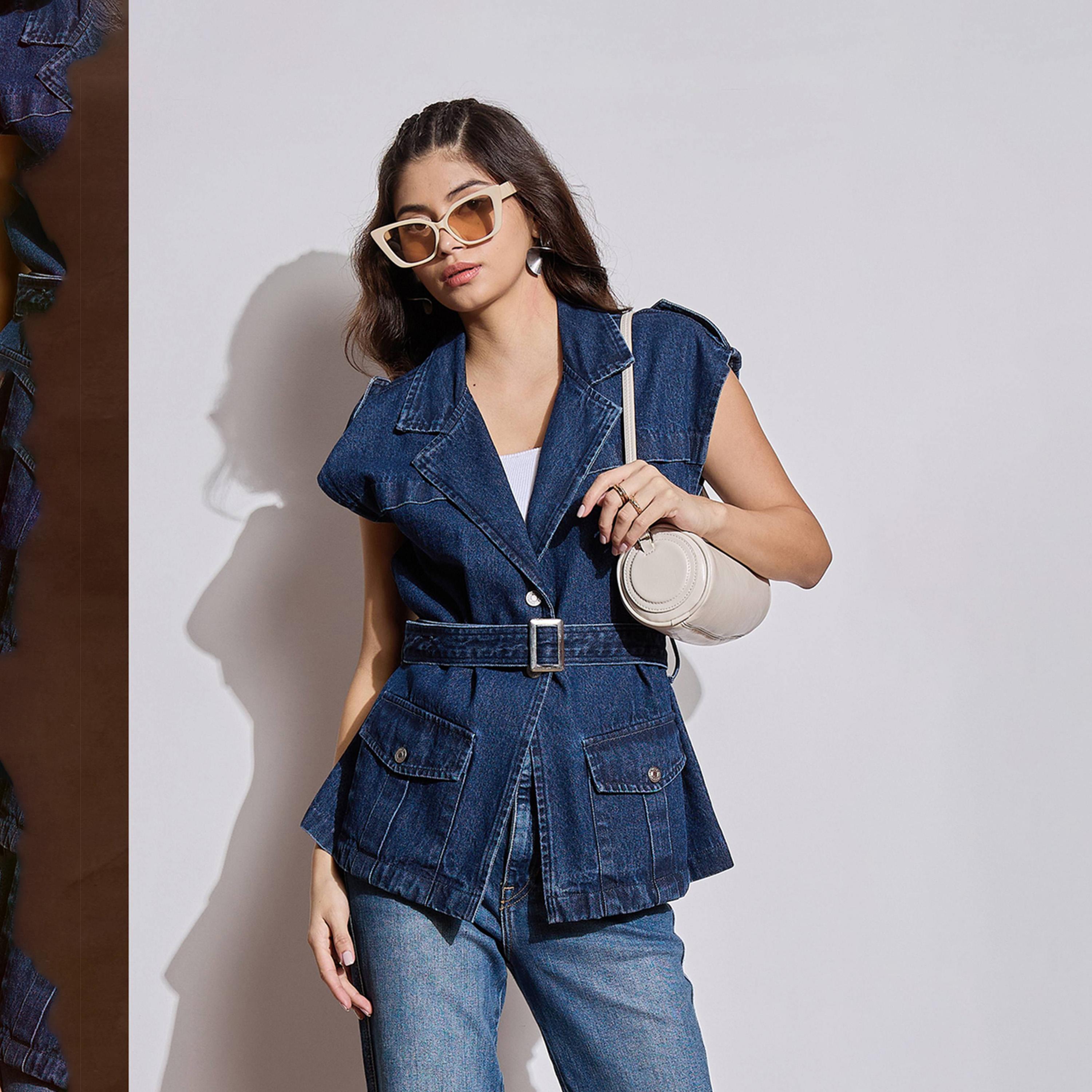 ساسافراس × ستايلي - جاكيت بحزام مغسول بالحامض ومزين بجيوب بدون أكمام-women-winterwear-coatsandjackets-jackets-image-1