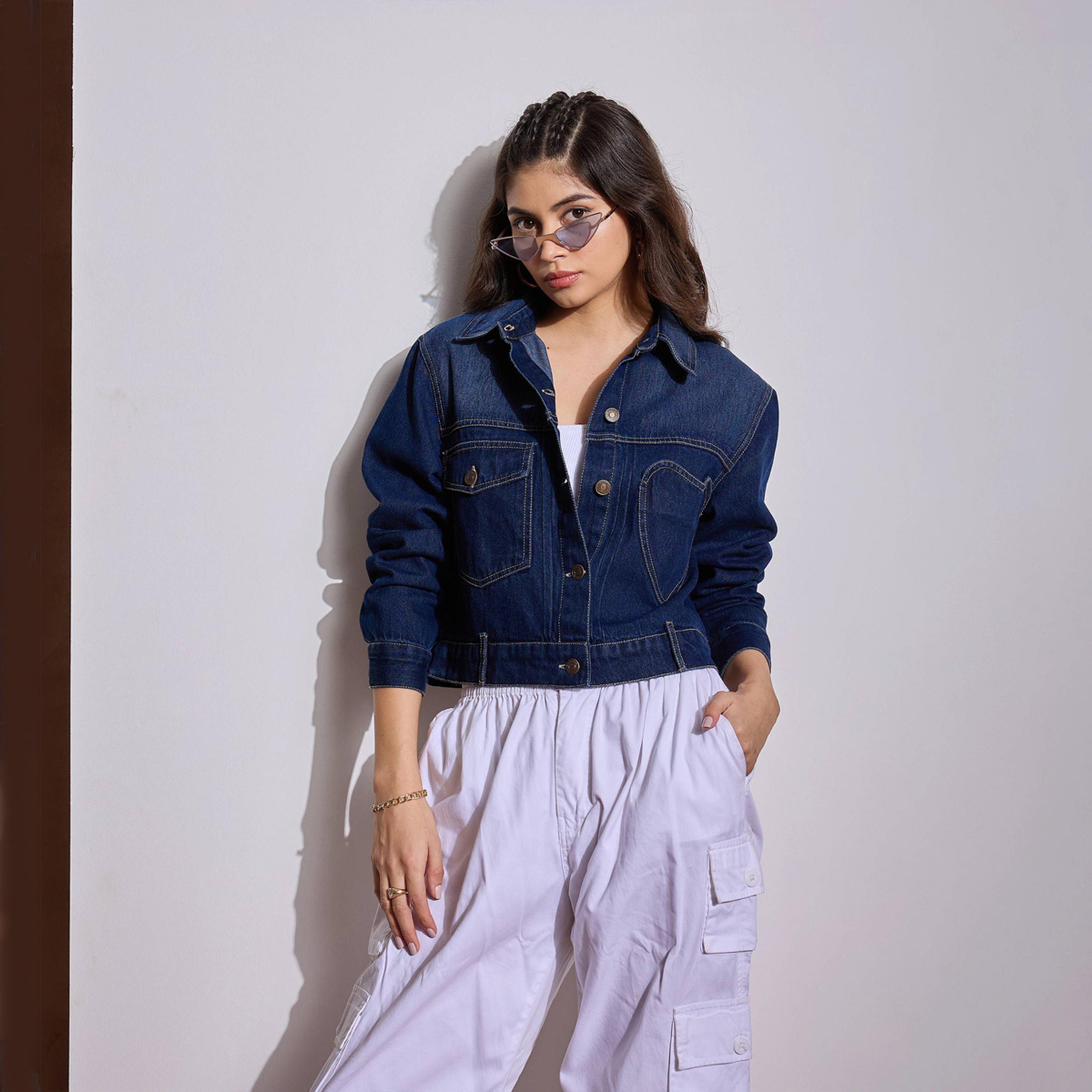ساسافراس × ستايلي - جاكيت قصير من قماش الدنيم بجيوب على شكل قلب-women-winterwear-coatsandjackets-jackets-image-7