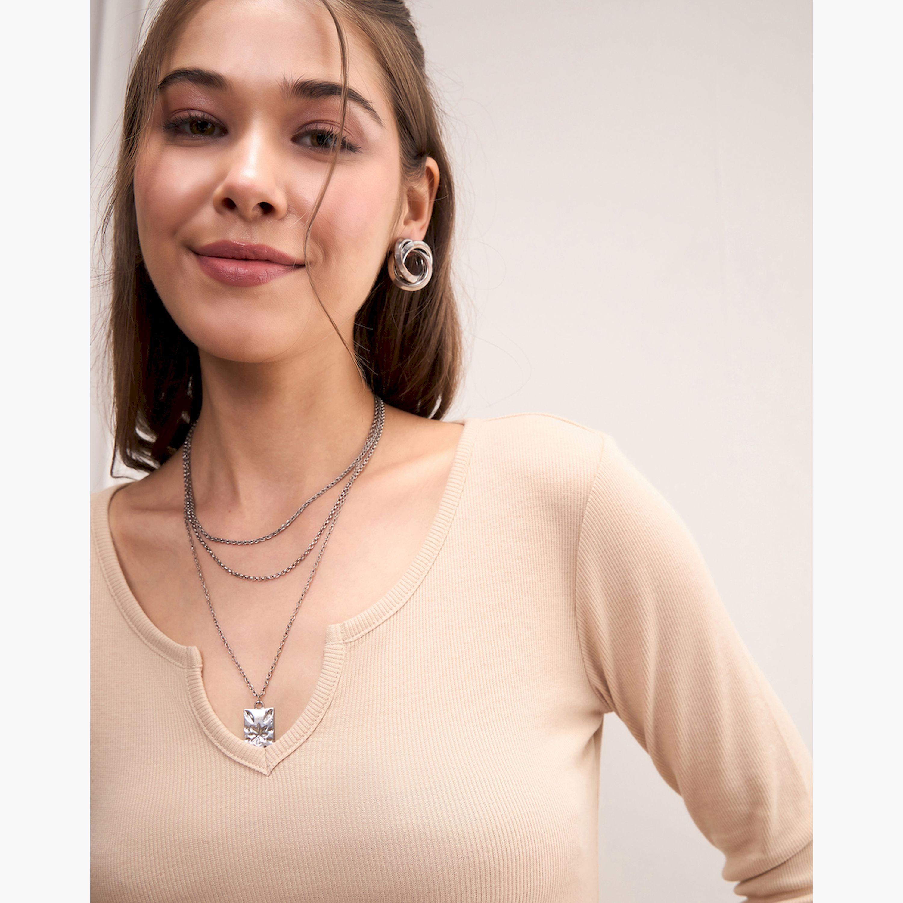 Sassafras X Styli Beige Rib Drop V-Neck Top-women-clothing-shirtsandblouses-blouses-image-4