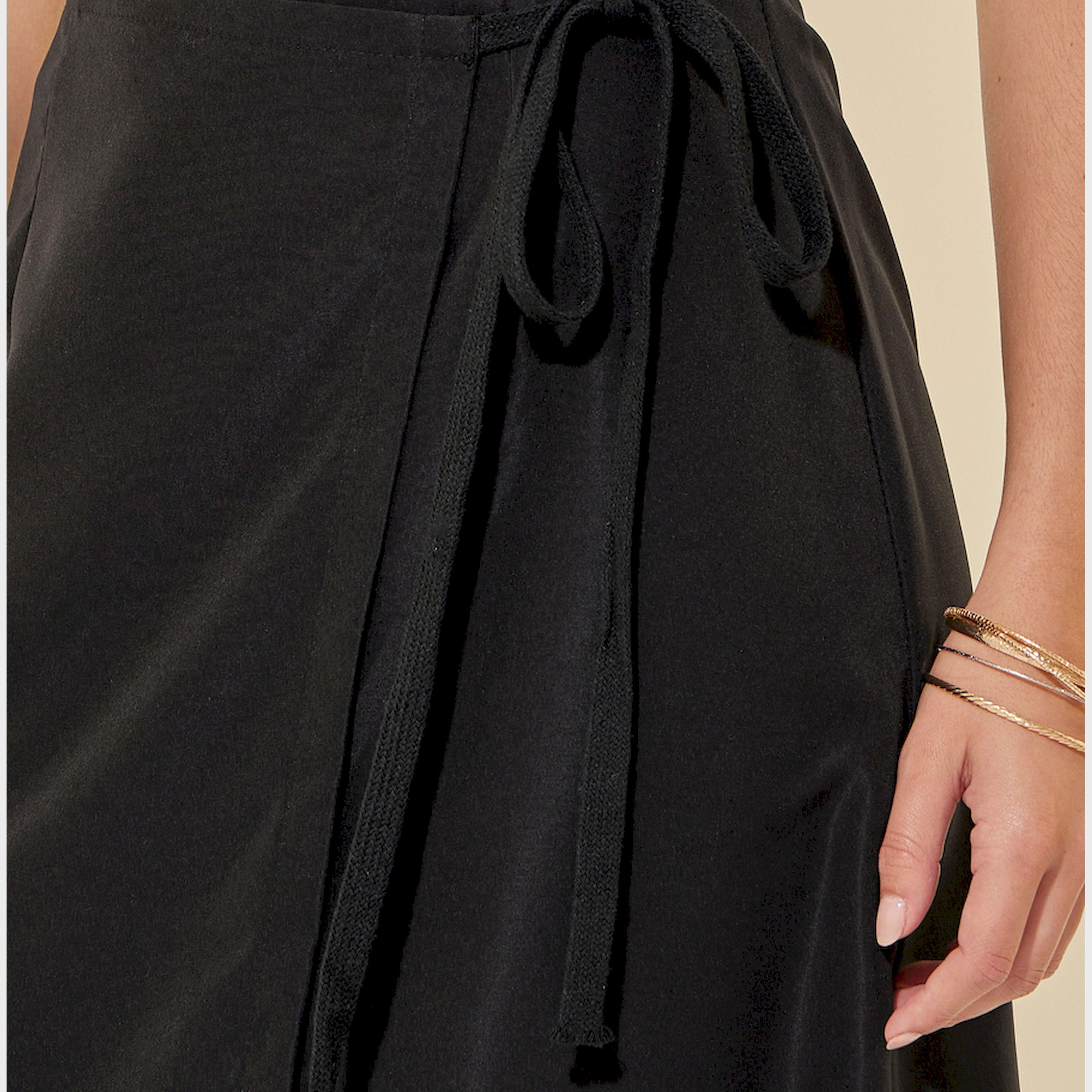 ستايلي - تنورة ماكسي بخصر متوسط الارتفاع بتصميم ملفوف وقصة حرف A مع تفاصيل رباط-women-clothing-bottoms-skirts-image-3