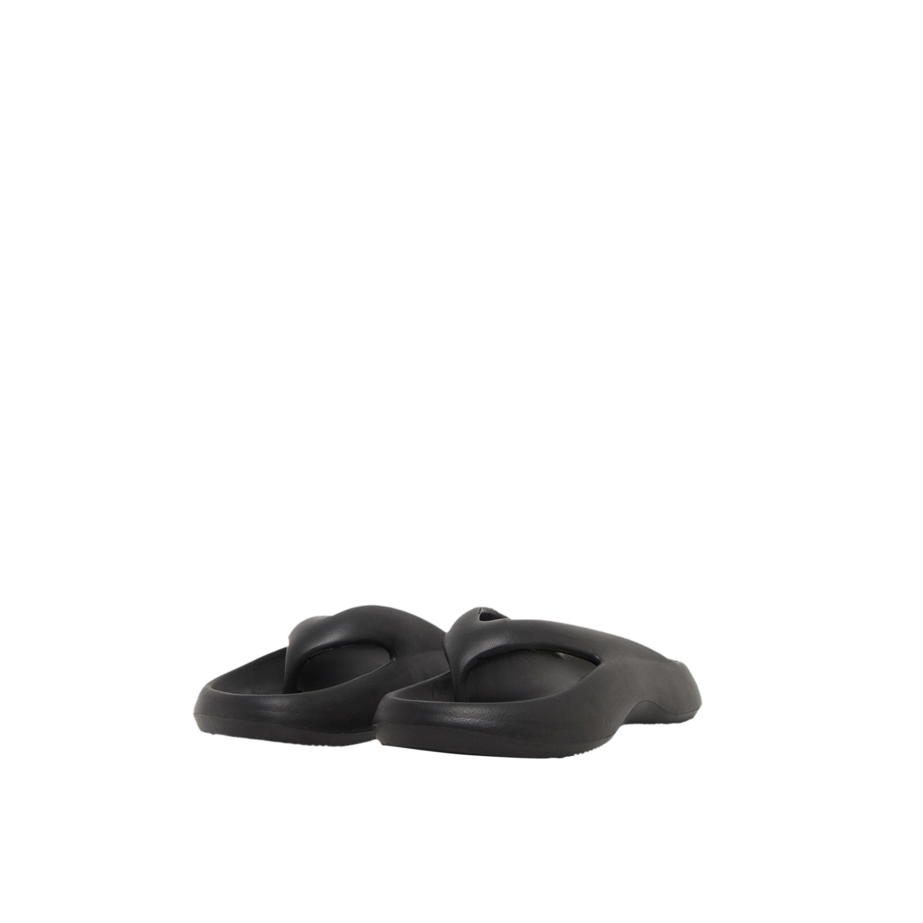 ستايلي - شبشب بنعل سميك-women-shoes-flipflopsandslides-image-2