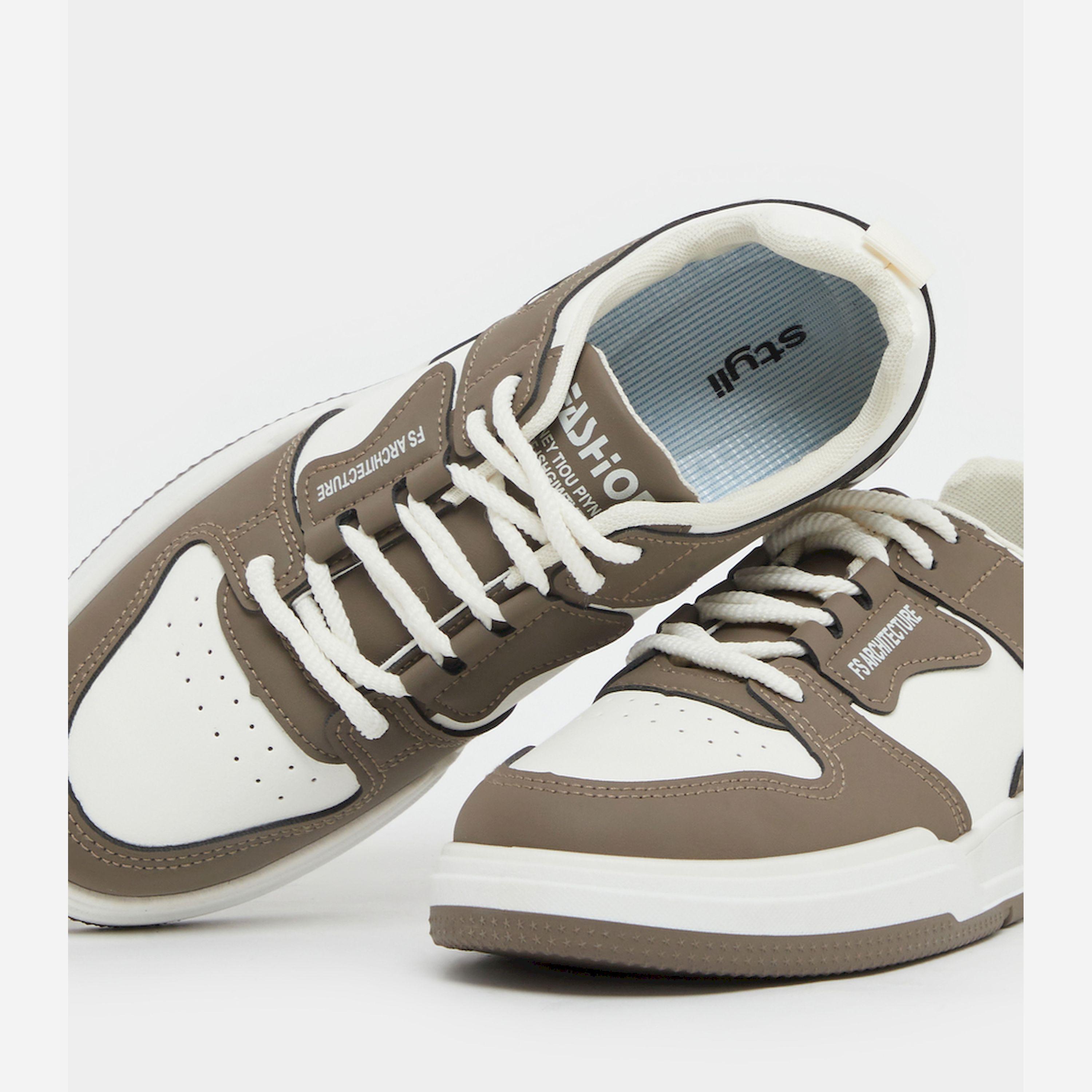 ستايلي - حذاء رياضي سكيت بورد بألوان متباينة برباط-men-shoes-sneakers-image-3