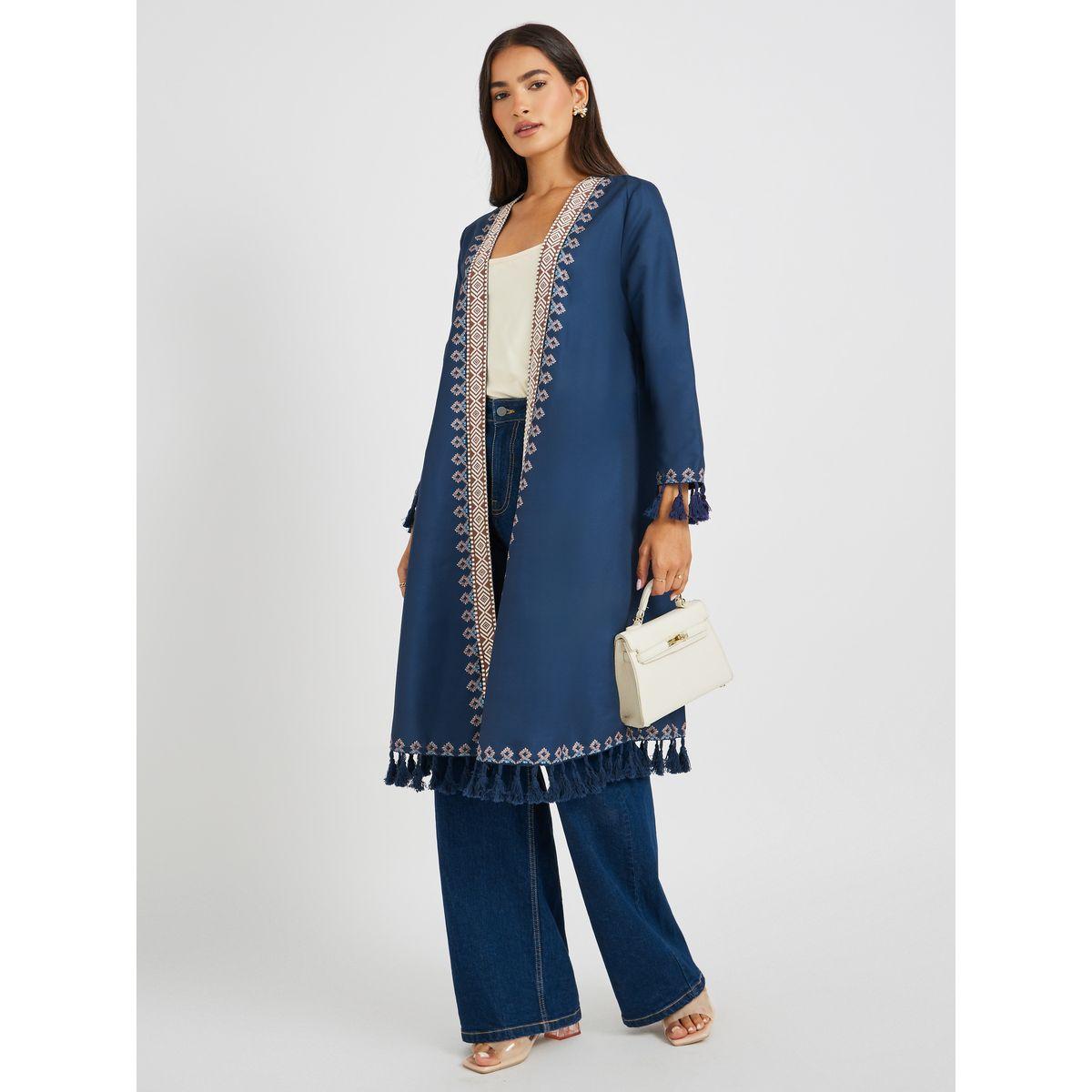كيمونو ميدي بتفاصيل مُطرّزة وشراشيب-women-arabicclothing-abayas-image-1